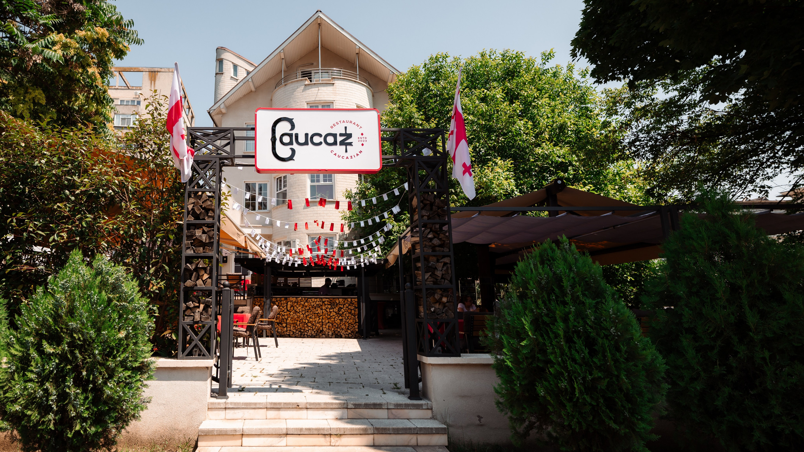 Glow Mom 2. Marius Ciocan