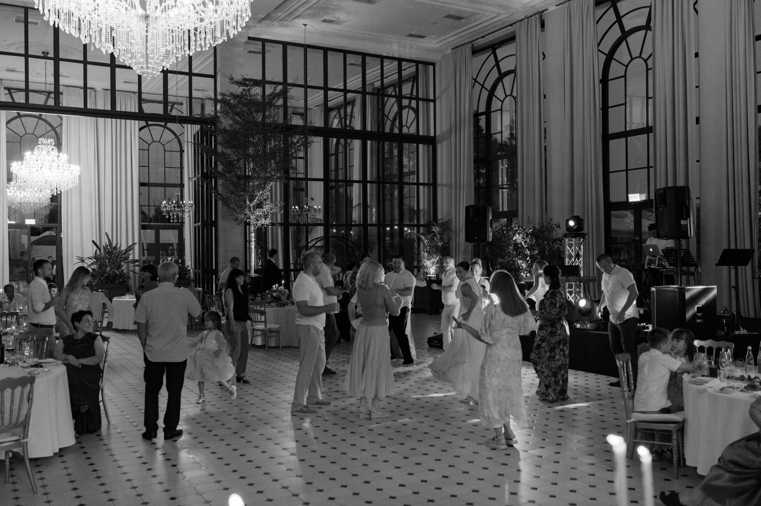 Wedding at Chateau Mukhrani L’Orangerie. Art Event Studio — Wedding in Georgia 💜