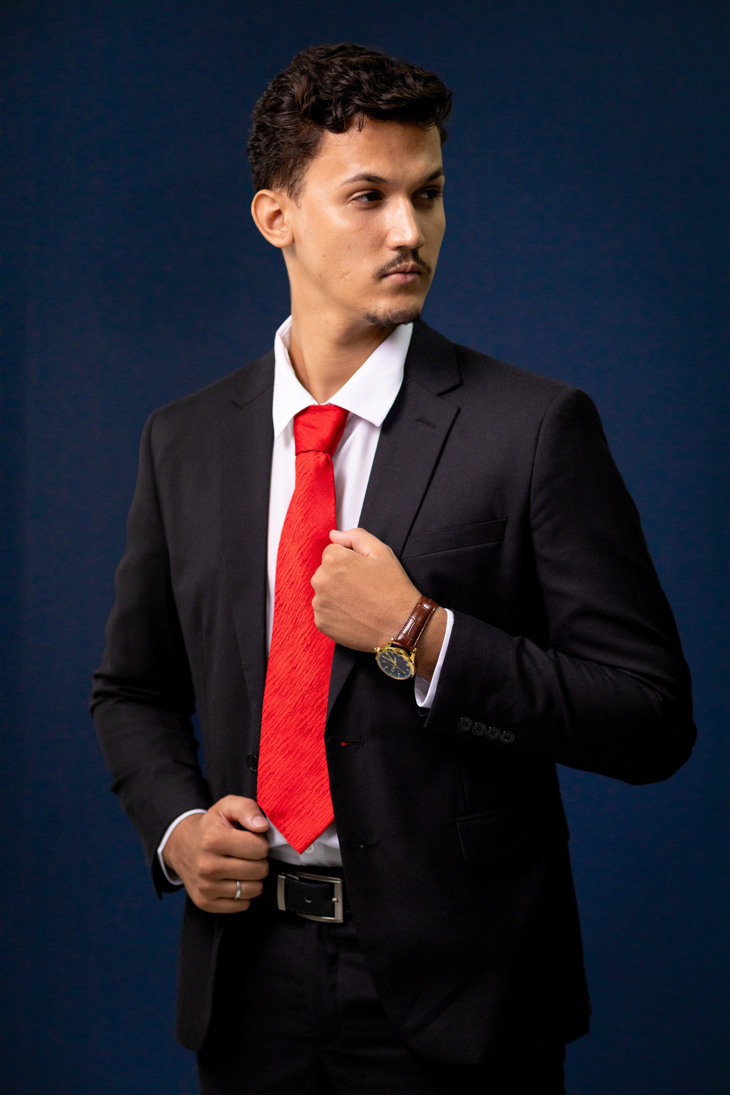 Thales. ÂMBAR FOTOGRAFIA