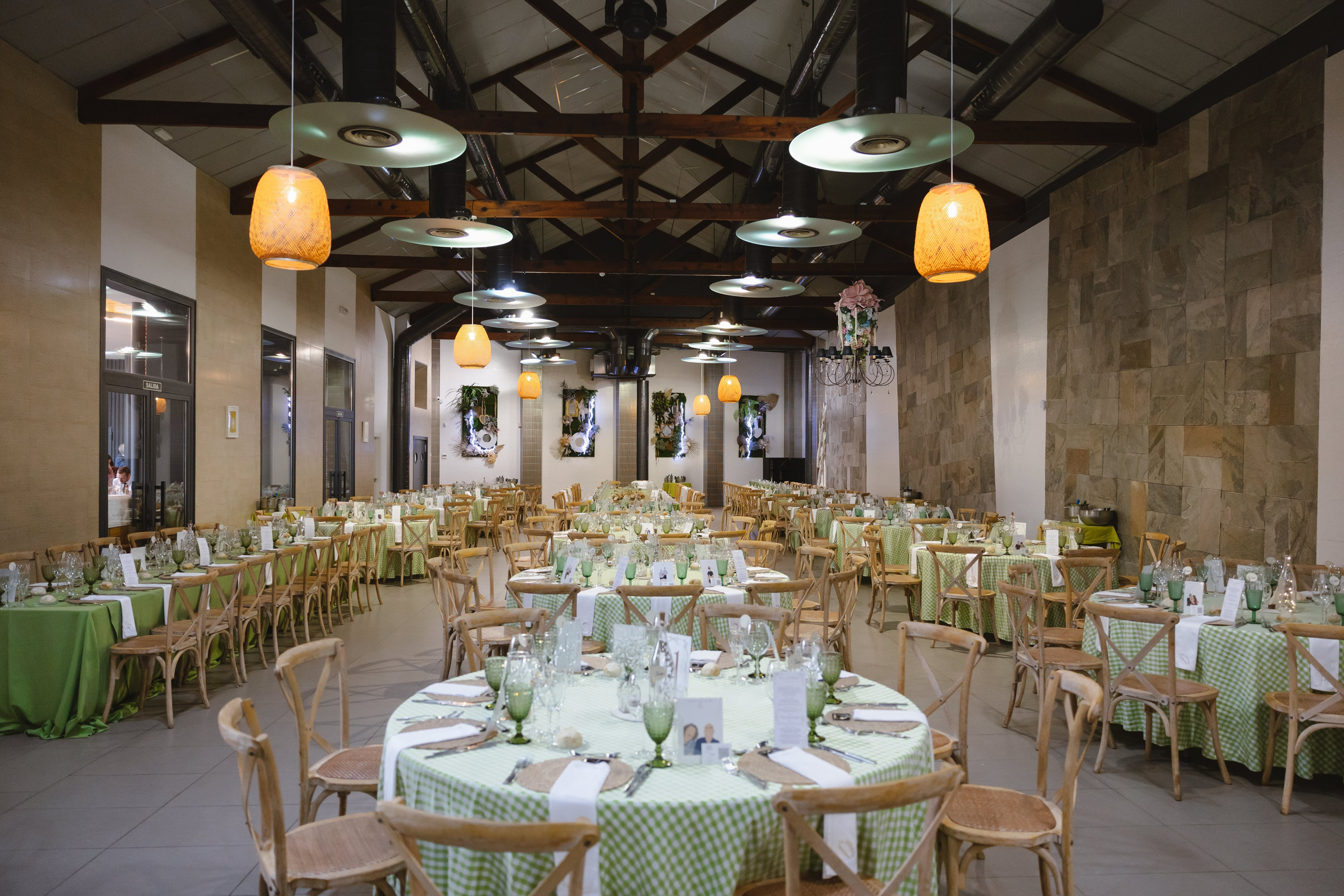 EVA & GUILLE. Fotógrafo y Videografo de bodas y eventos