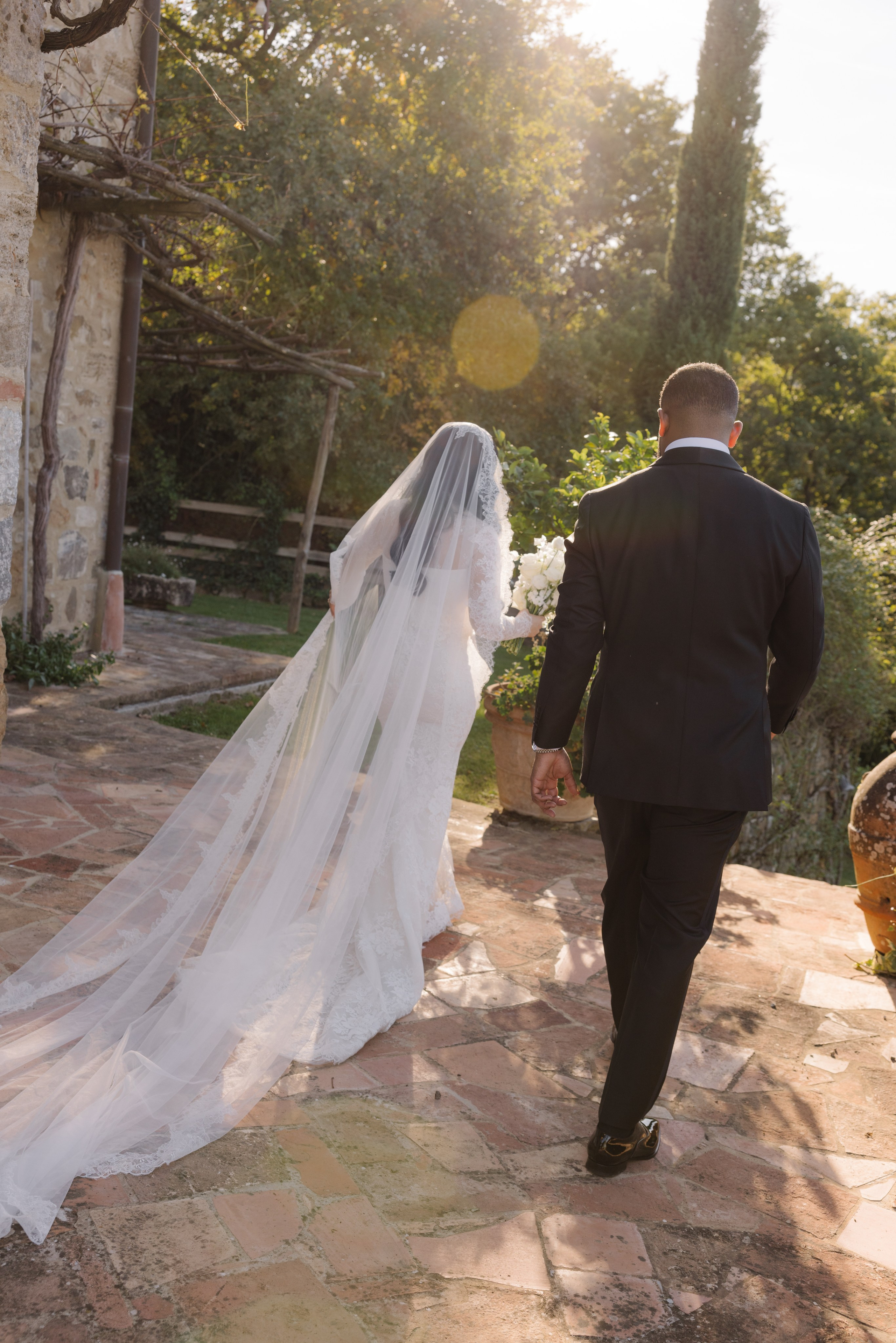 Mitcell&Melanie digital. Wedding photographer Italy