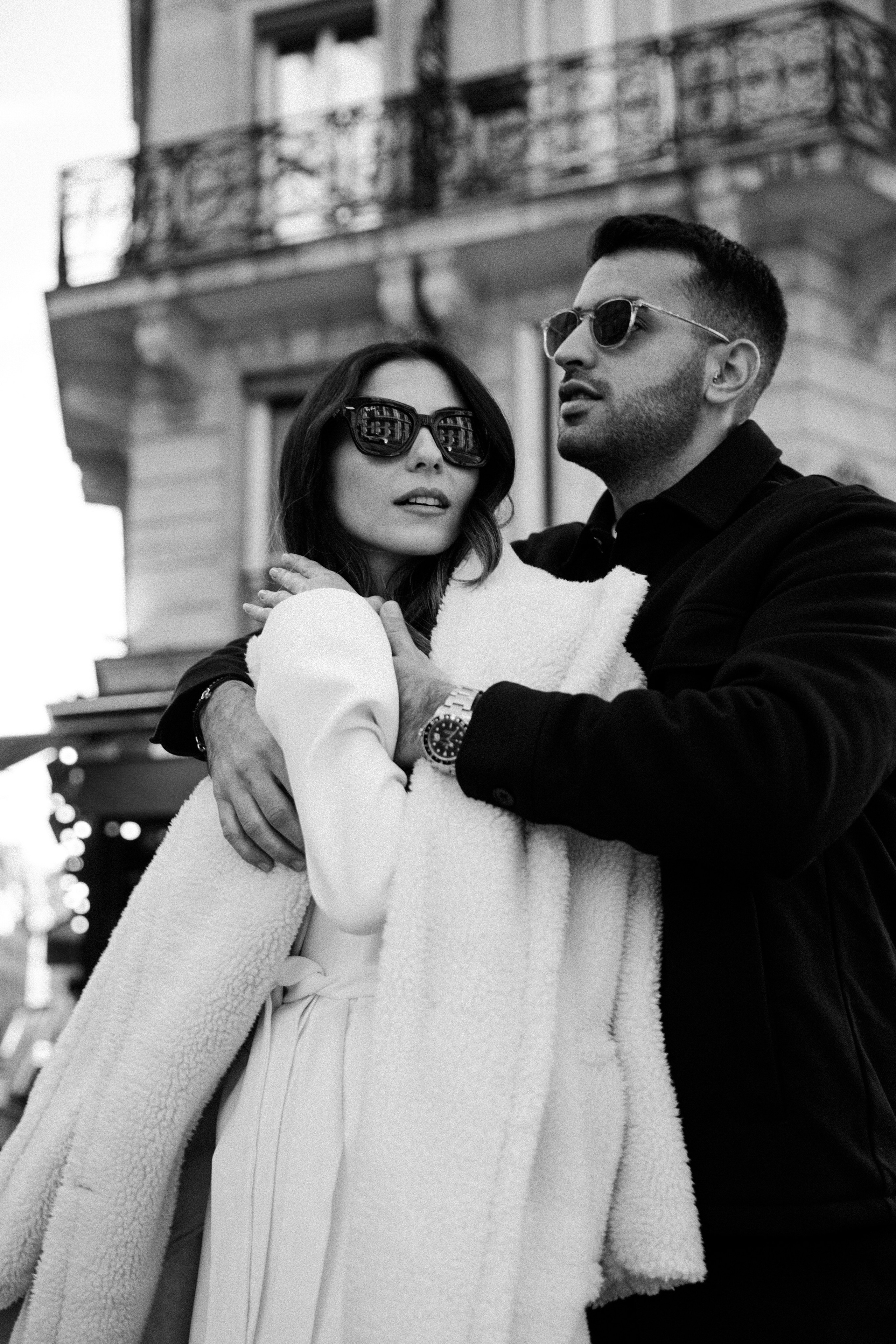 Pre-Wedding Couple Photo Walk in Paris | Engagement Photography. Paris Wedding Photographer