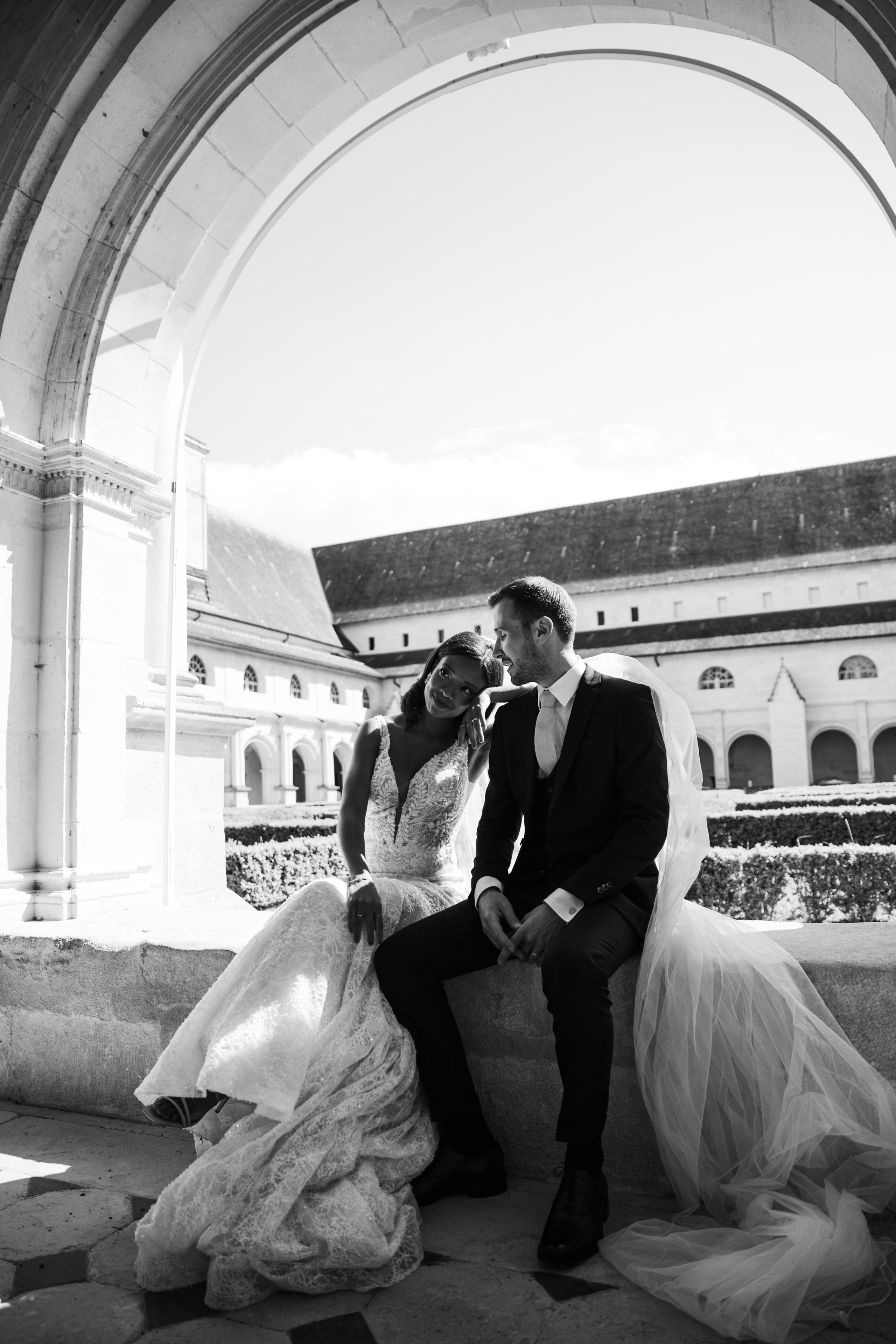 Naike & Clement | Castle Wedding Photography in France. Paris Wedding Photographer