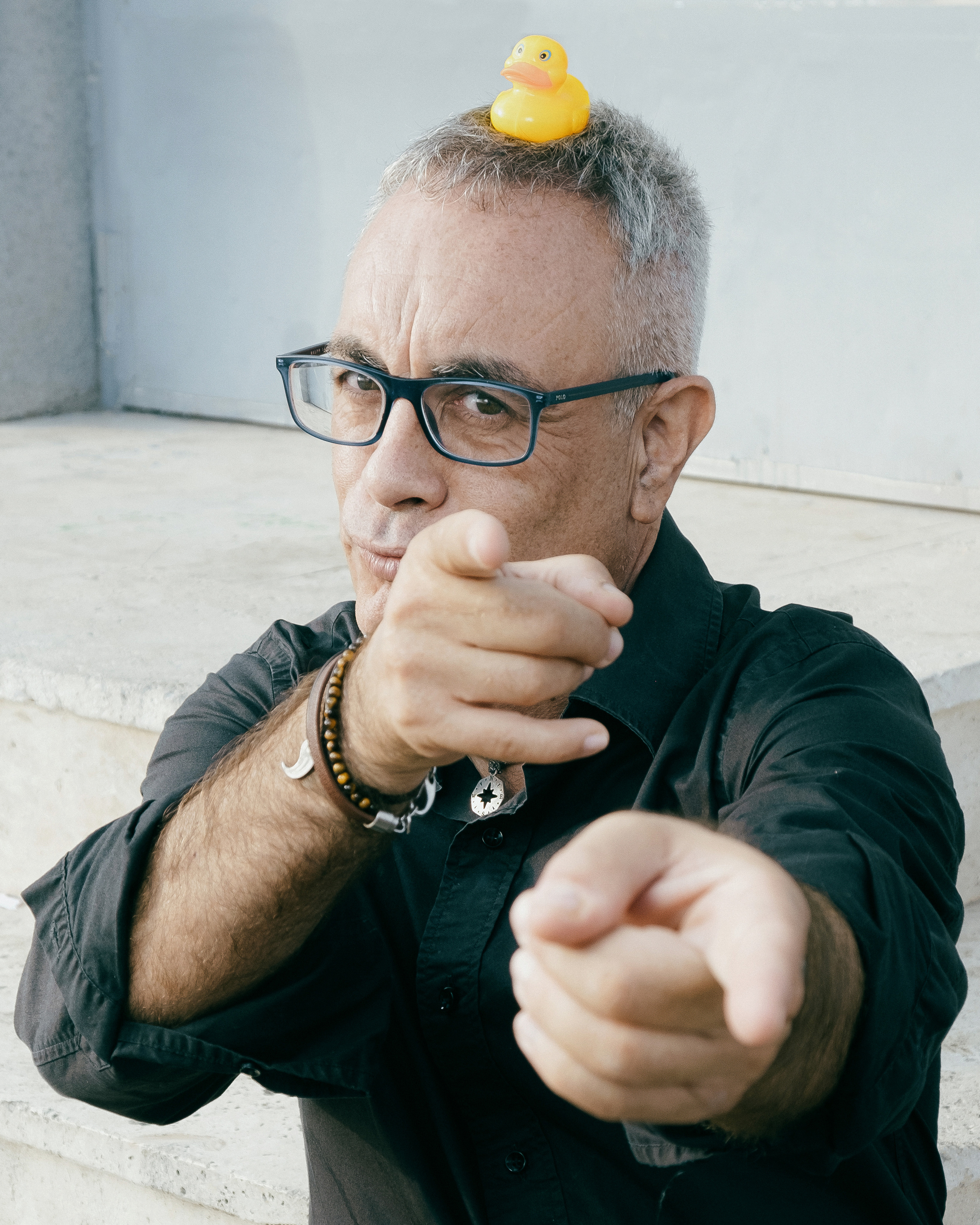 Dani Mares. A fun photo session with ducks for an artist