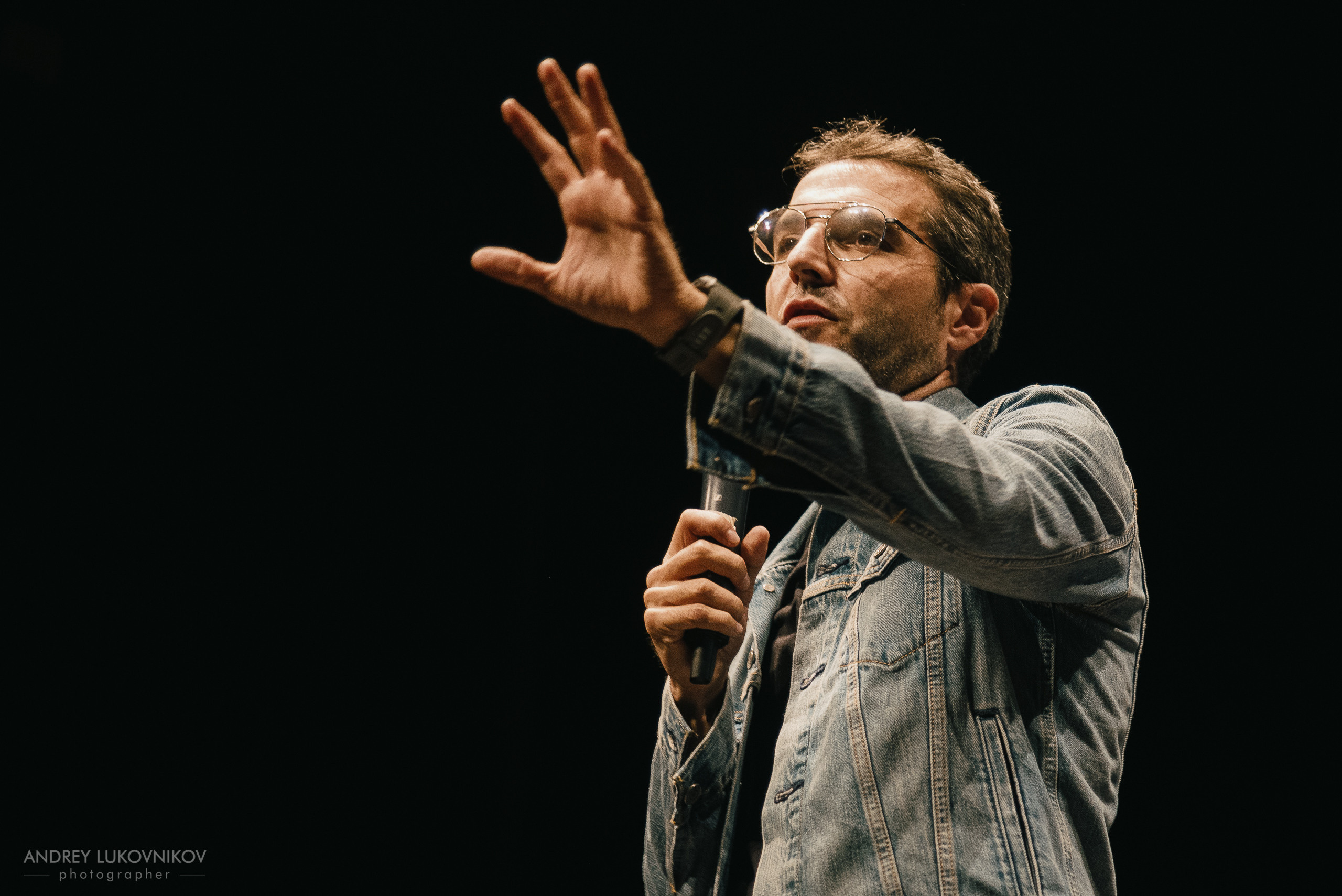 CHE. Фотоотчет с выступления испанских комиков