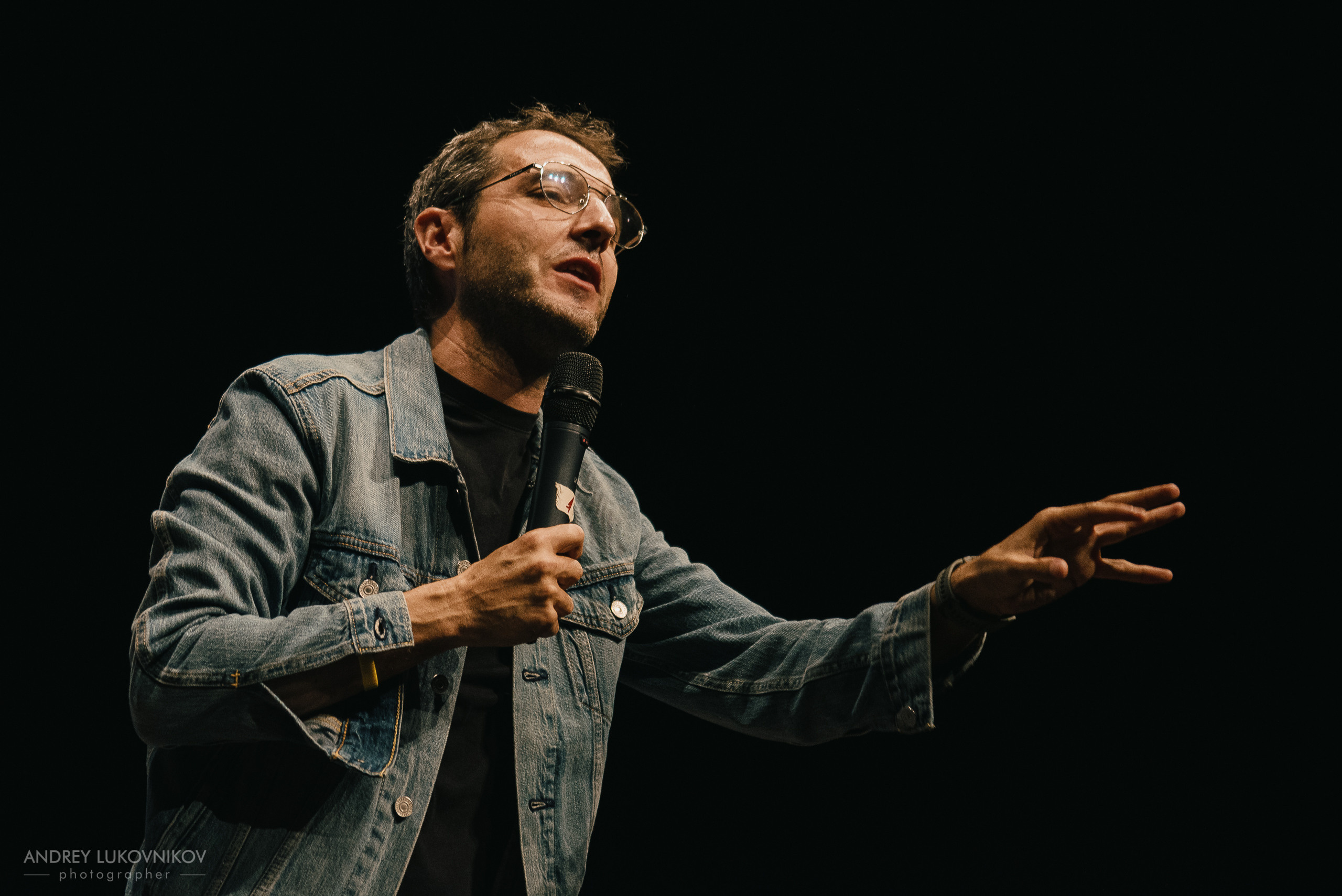 CHE. Фотоотчет с выступления испанских комиков