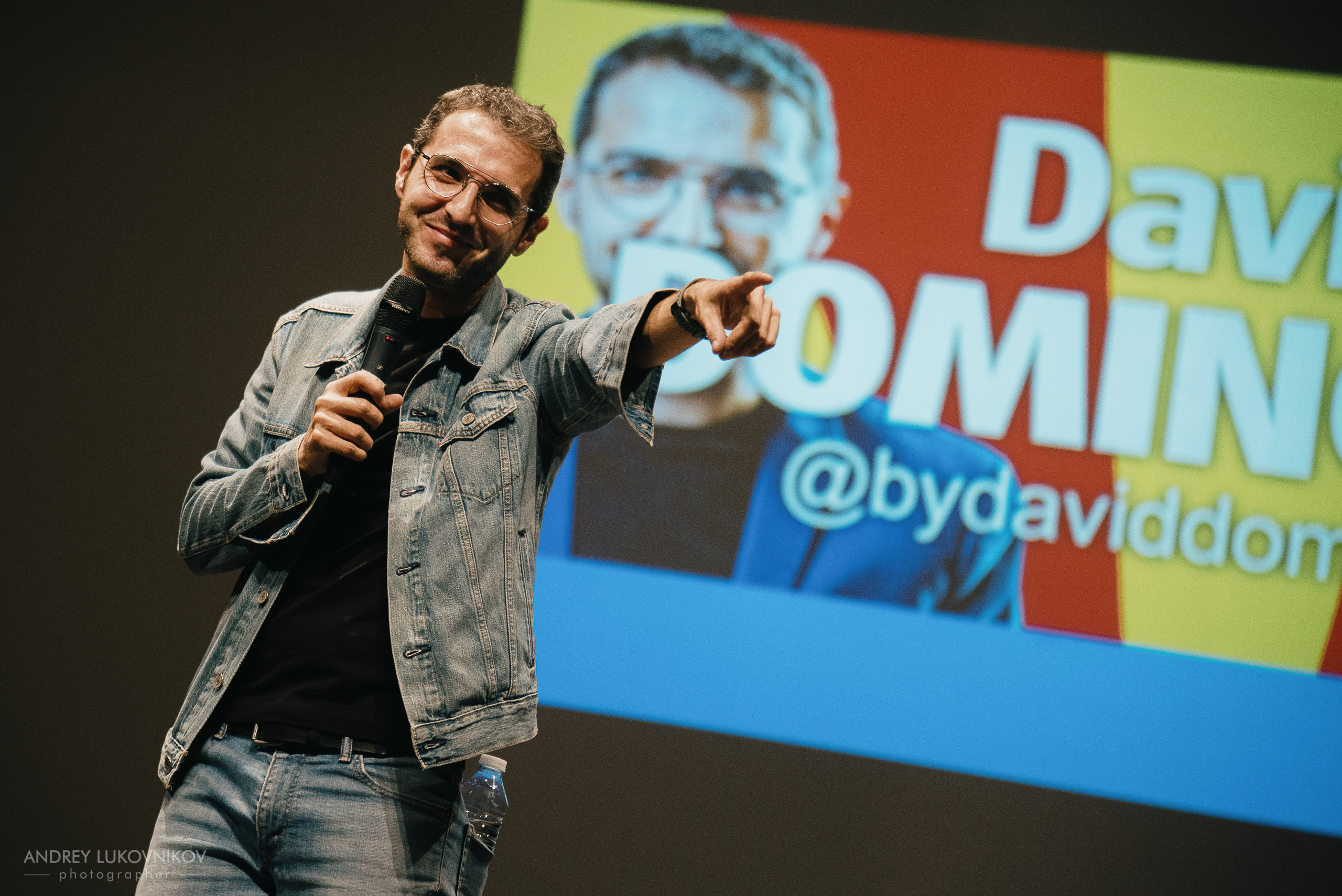 CHE. Фотоотчет с выступления испанских комиков