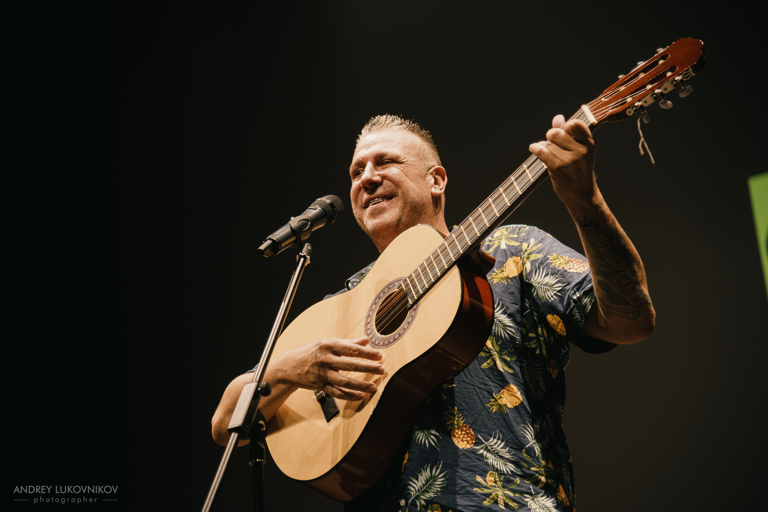 CHE. Фотоотчет с выступления испанских комиков