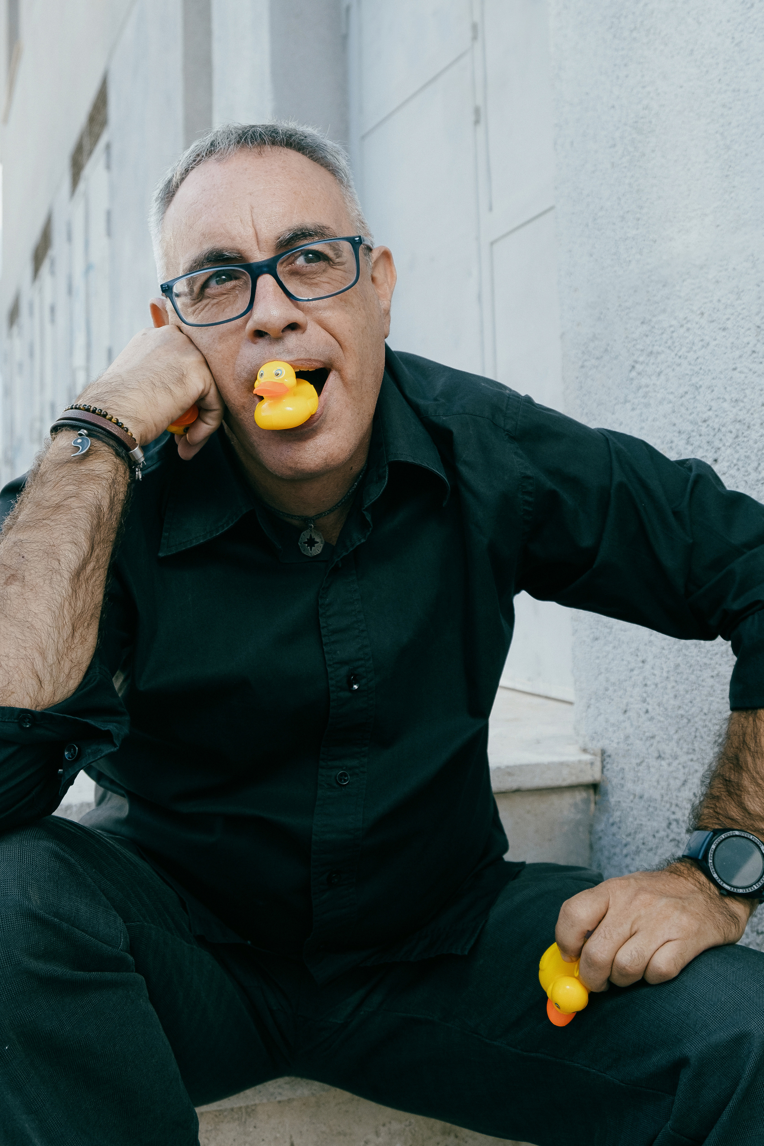 Dani Mares. A fun photo session with ducks for an artist