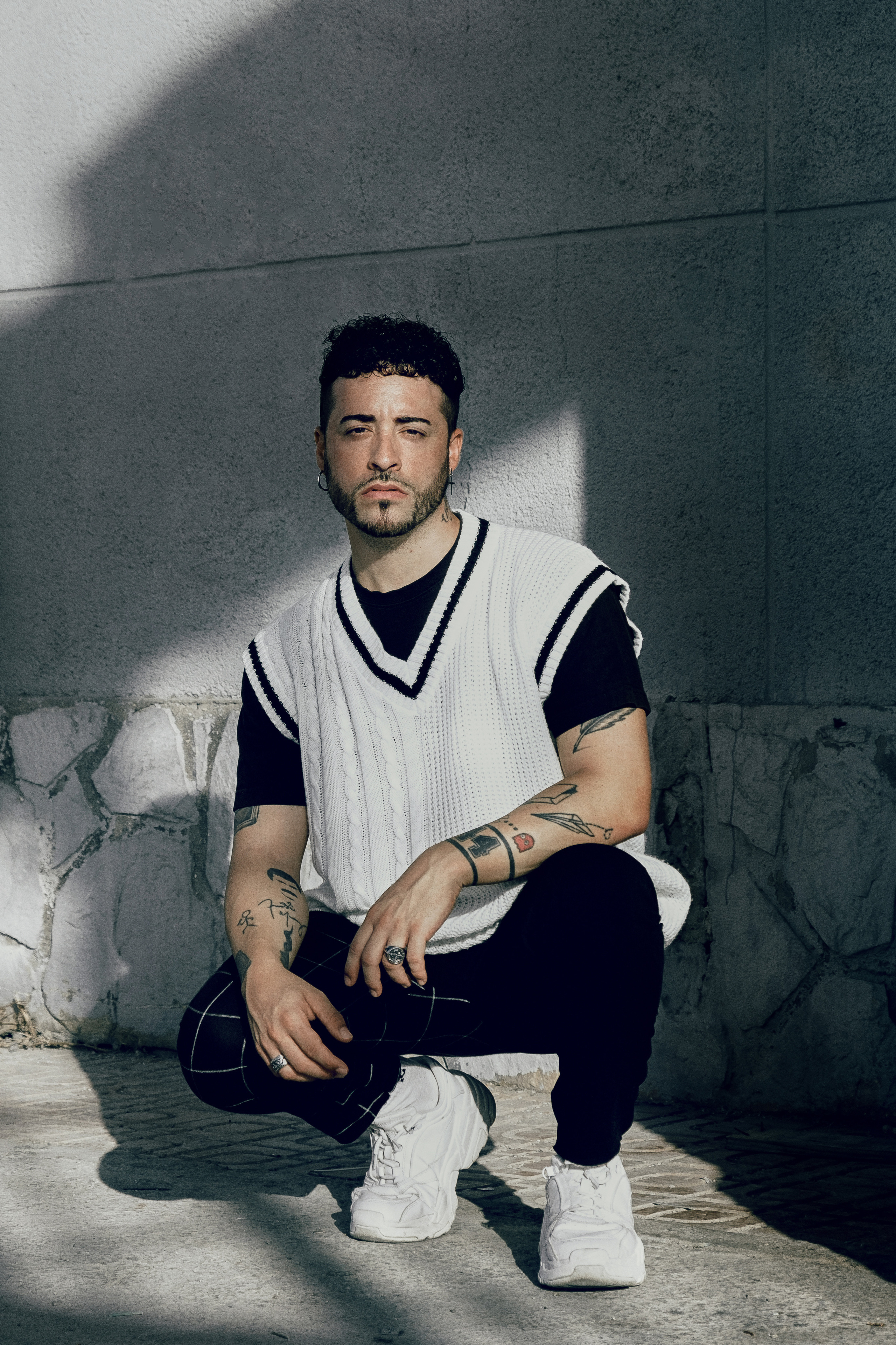 Jonathan Pons. Фотосессия для испанского музыканта