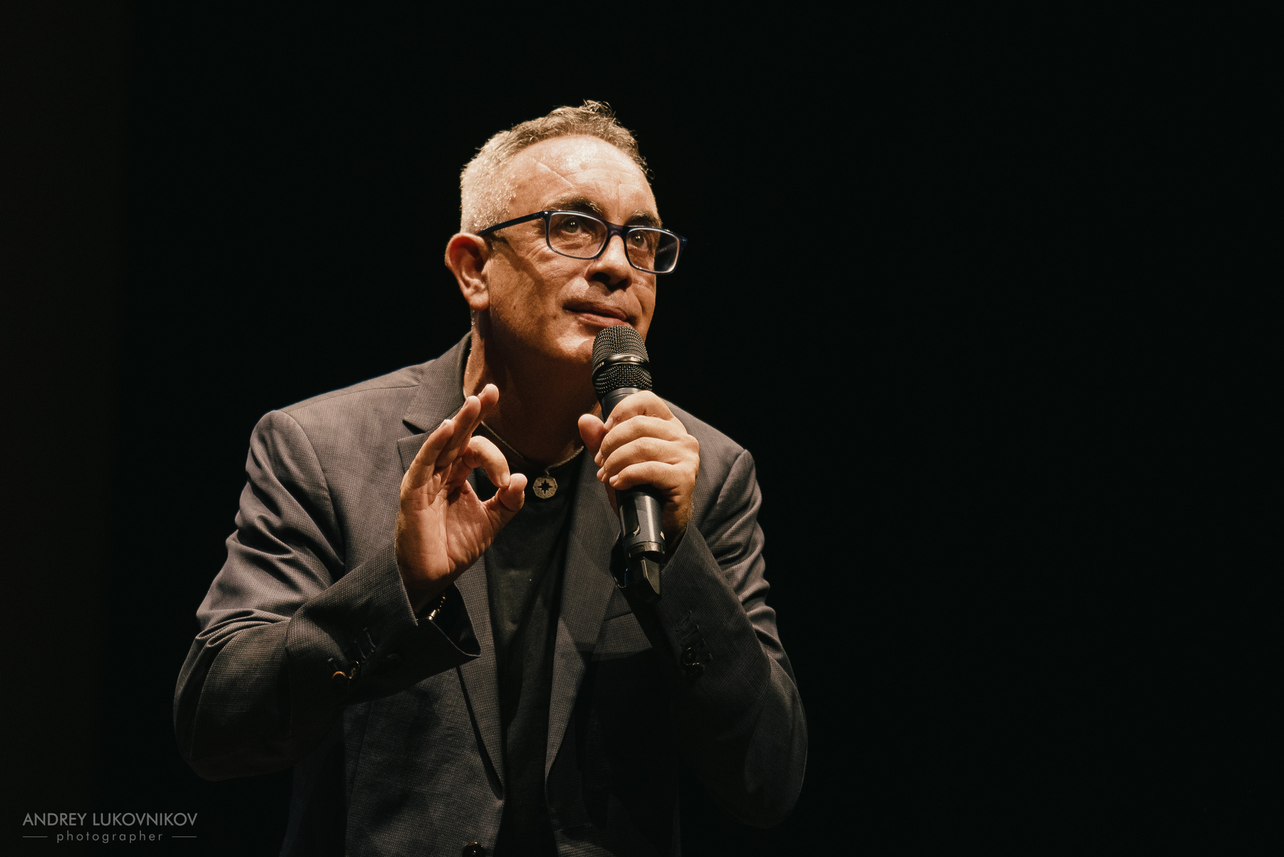 CHE. Фотоотчет с выступления испанских комиков