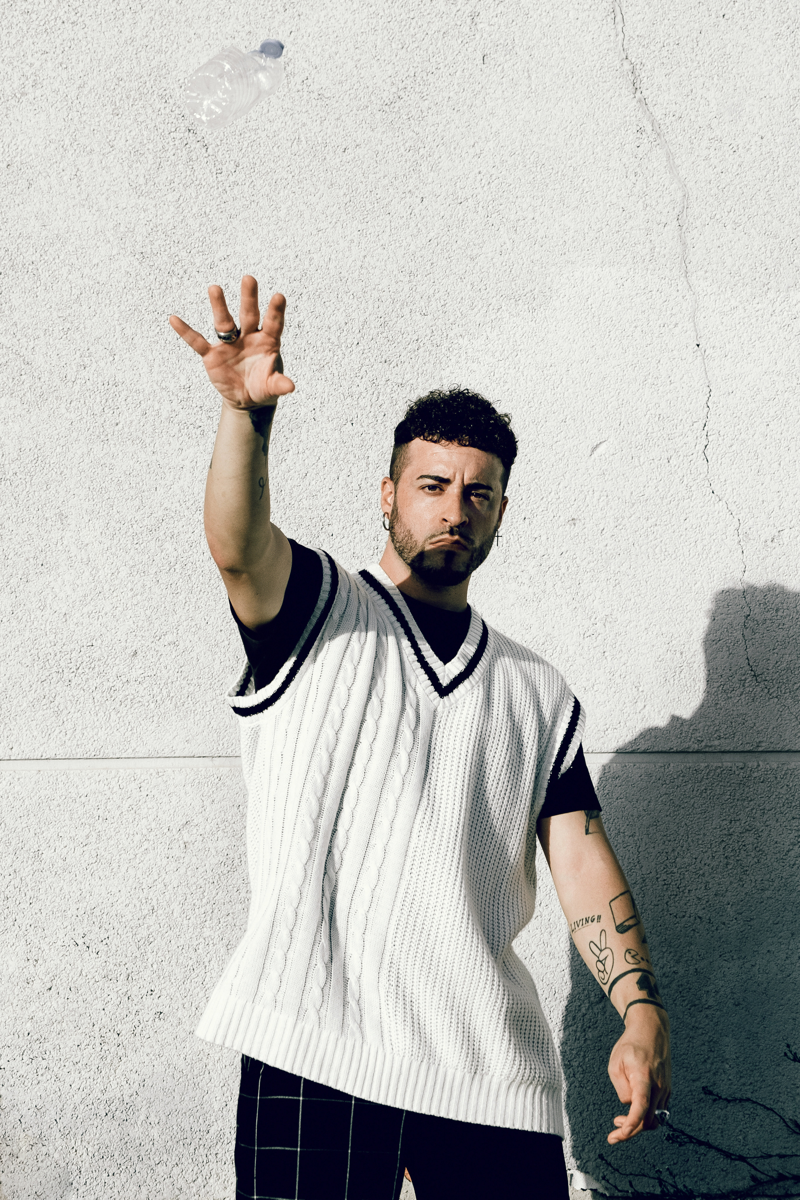 Jonathan Pons. Фотосессия для испанского музыканта