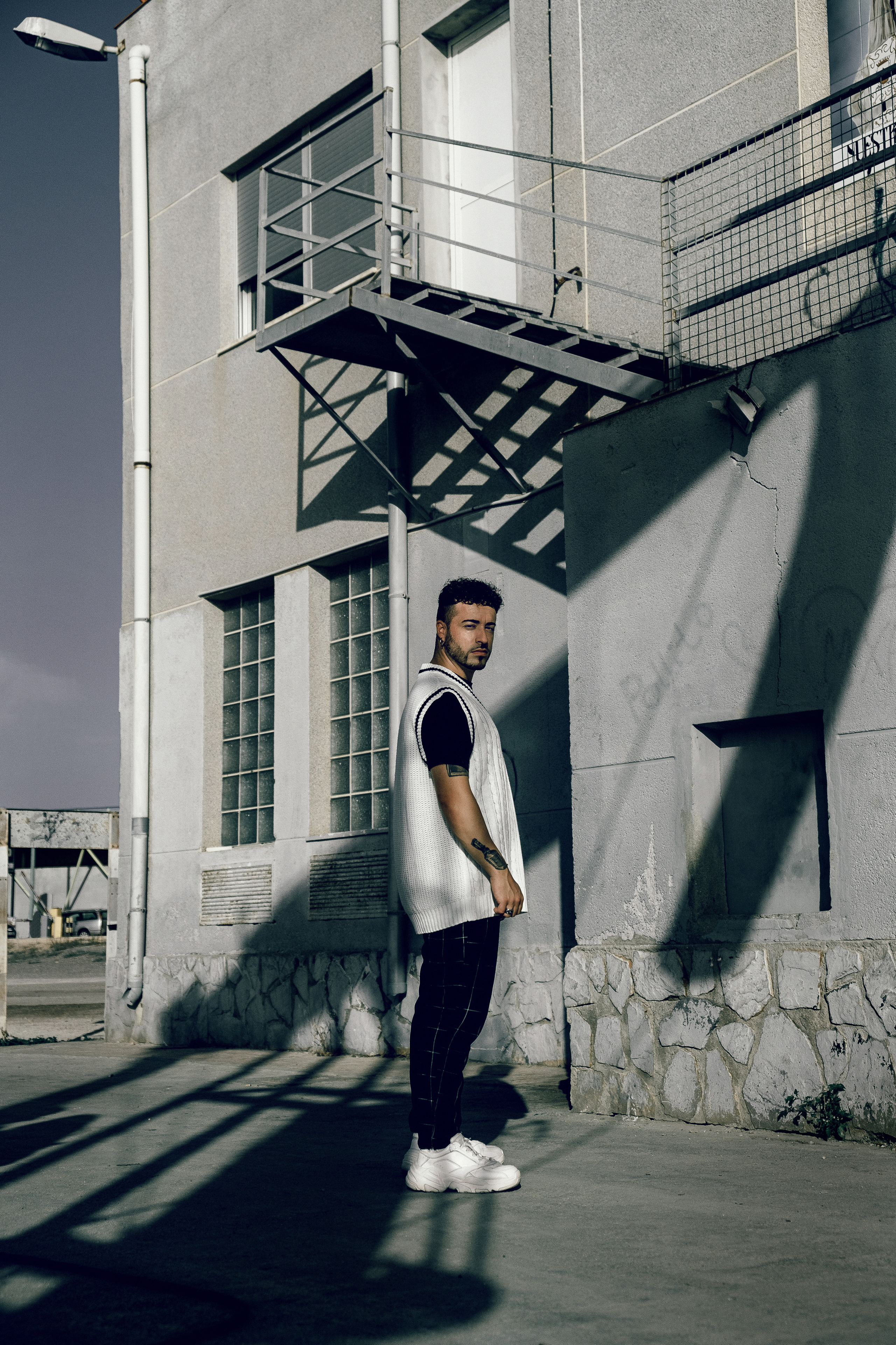 Jonathan Pons. Фотосессия для испанского музыканта