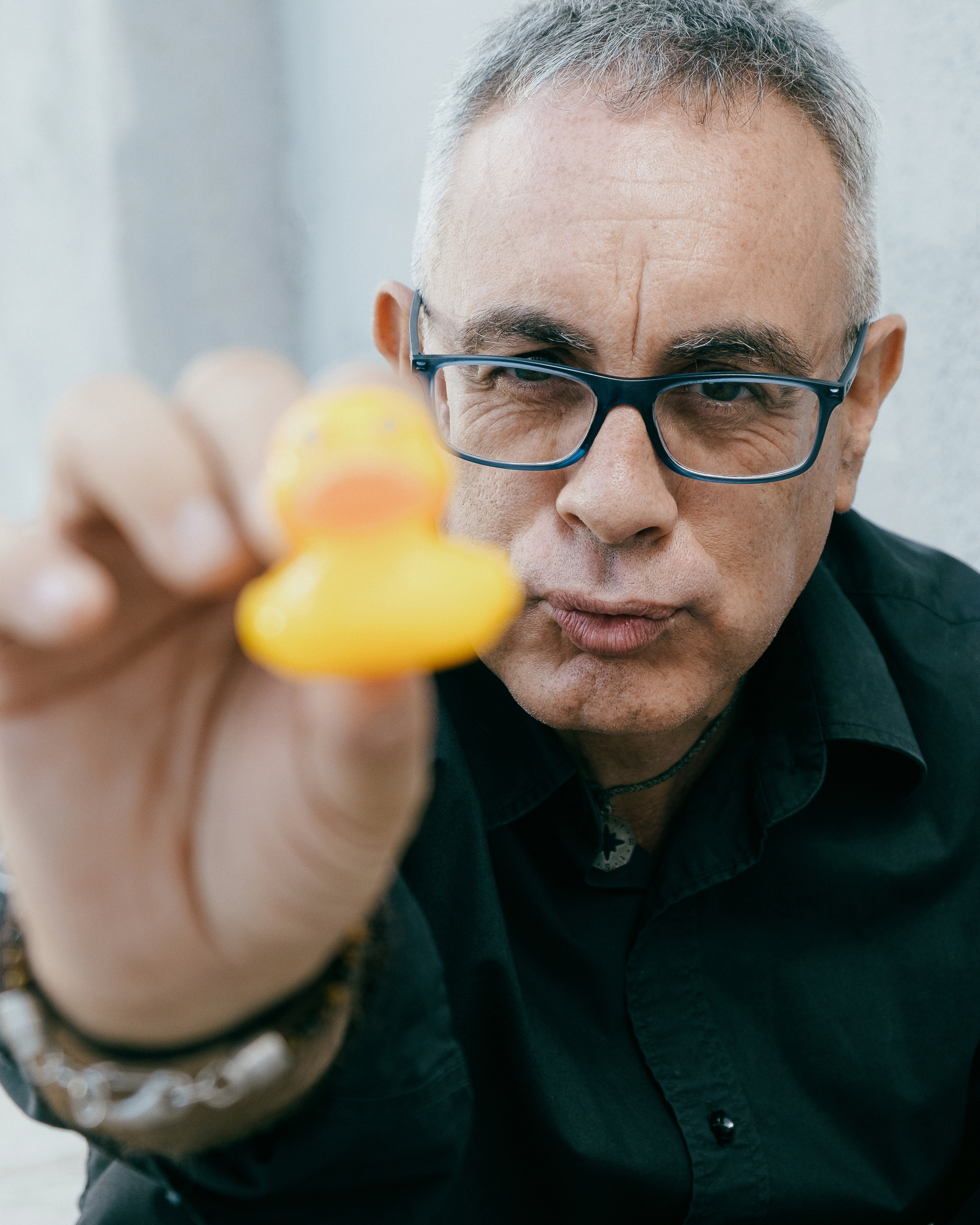 Dani Mares. A fun photo session with ducks for an artist