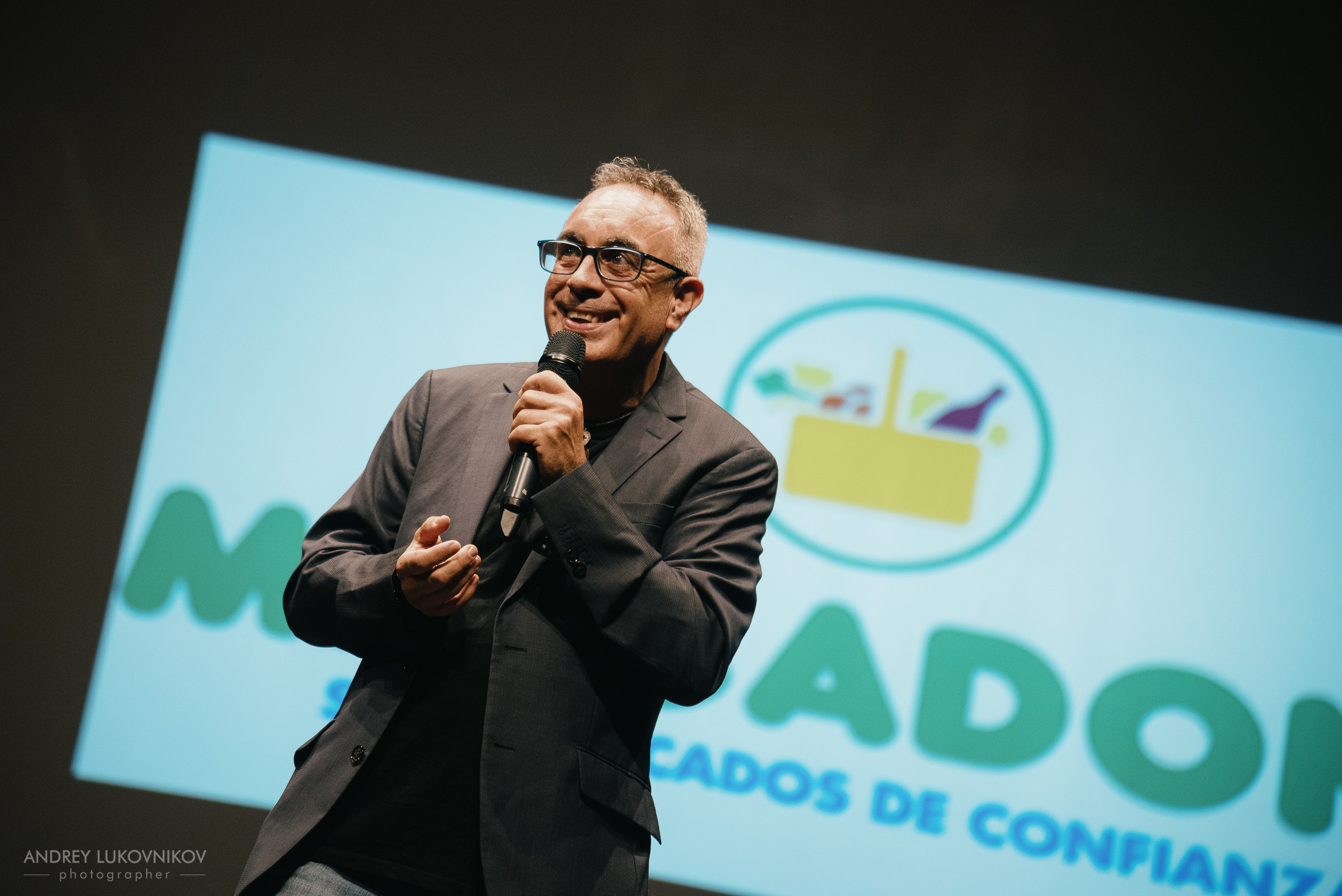 CHE. Фотоотчет с выступления испанских комиков