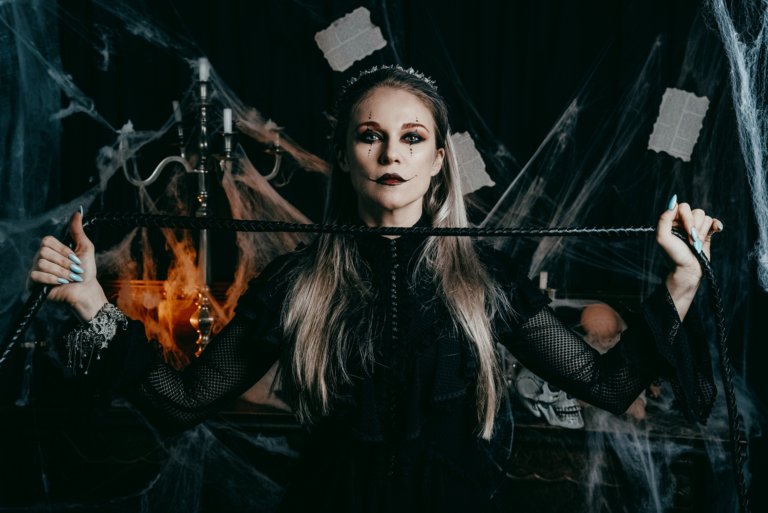 Тематическая студийная фотосессия в стиле Хэллоуин