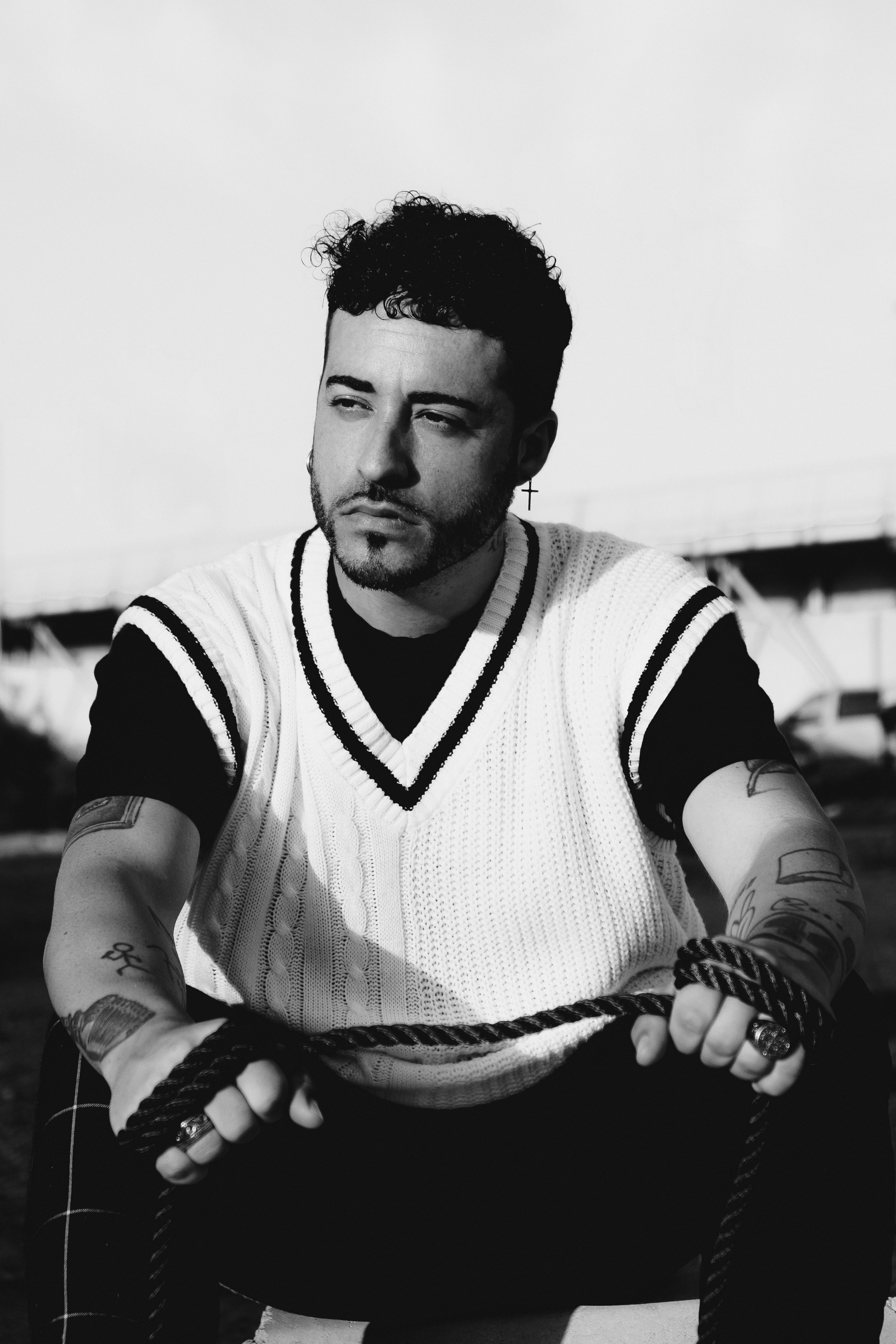 Jonathan Pons. Фотосессия для испанского музыканта