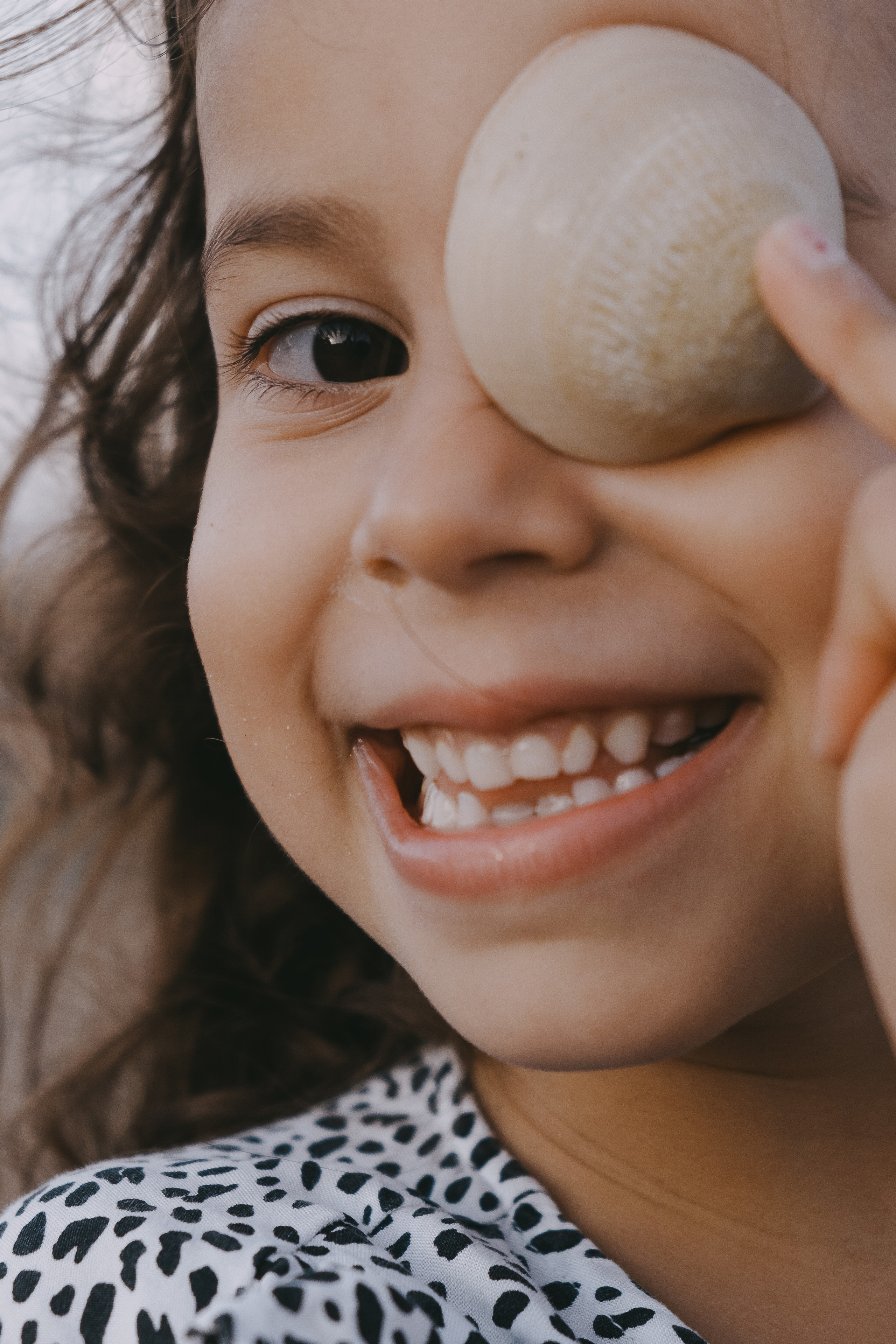 Fun family photo session on the beach