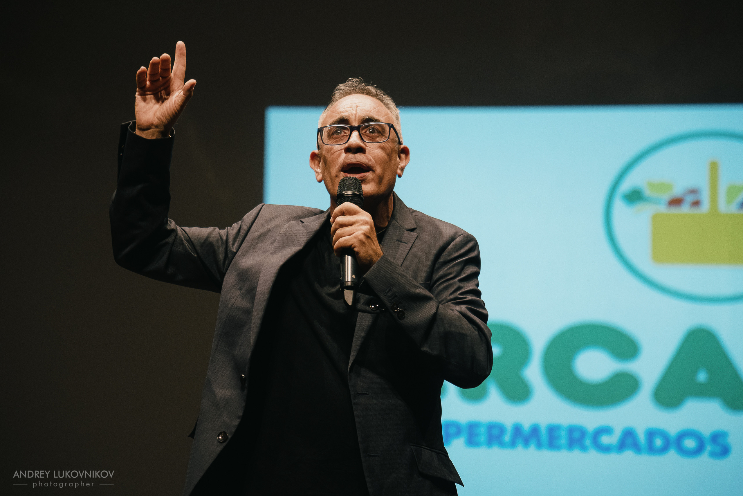 CHE. Фотоотчет с выступления испанских комиков