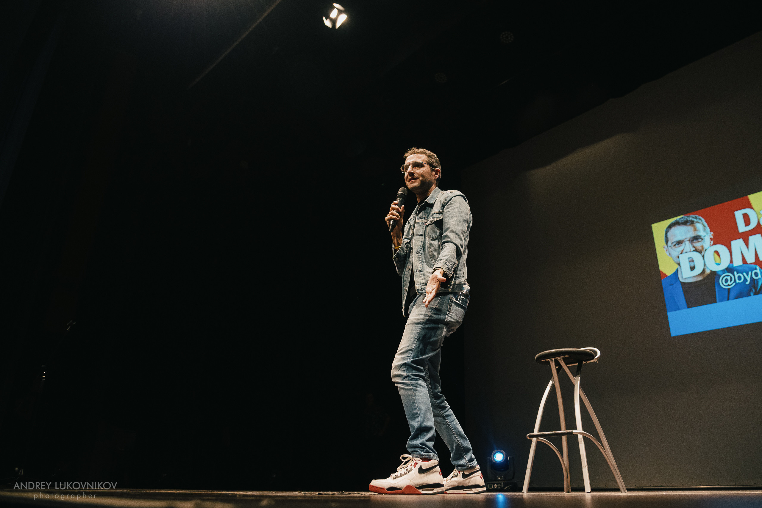 CHE. Фотоотчет с выступления испанских комиков