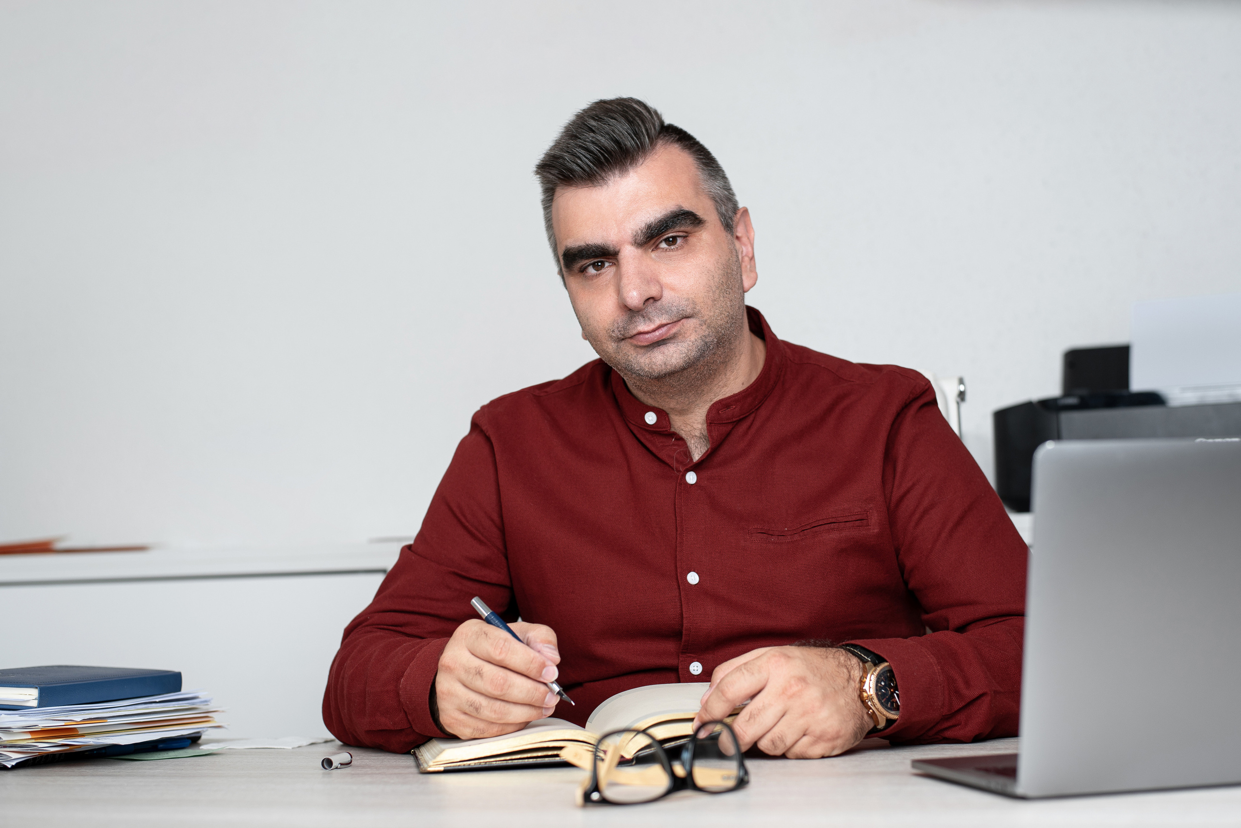 Деловая фотосессия в Испании. Бизнес-портреты