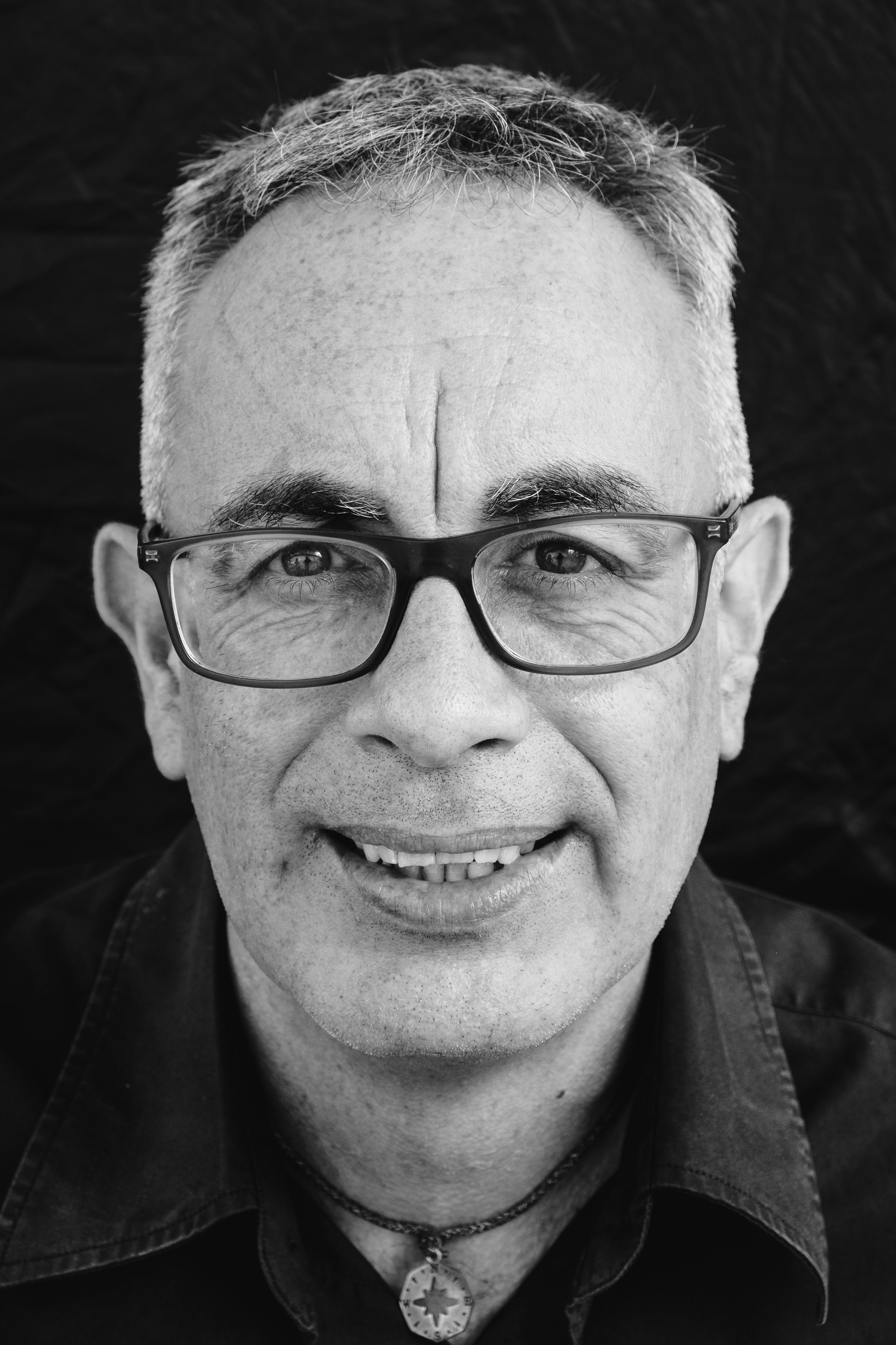 Dani Mares. A fun photo session for an artist