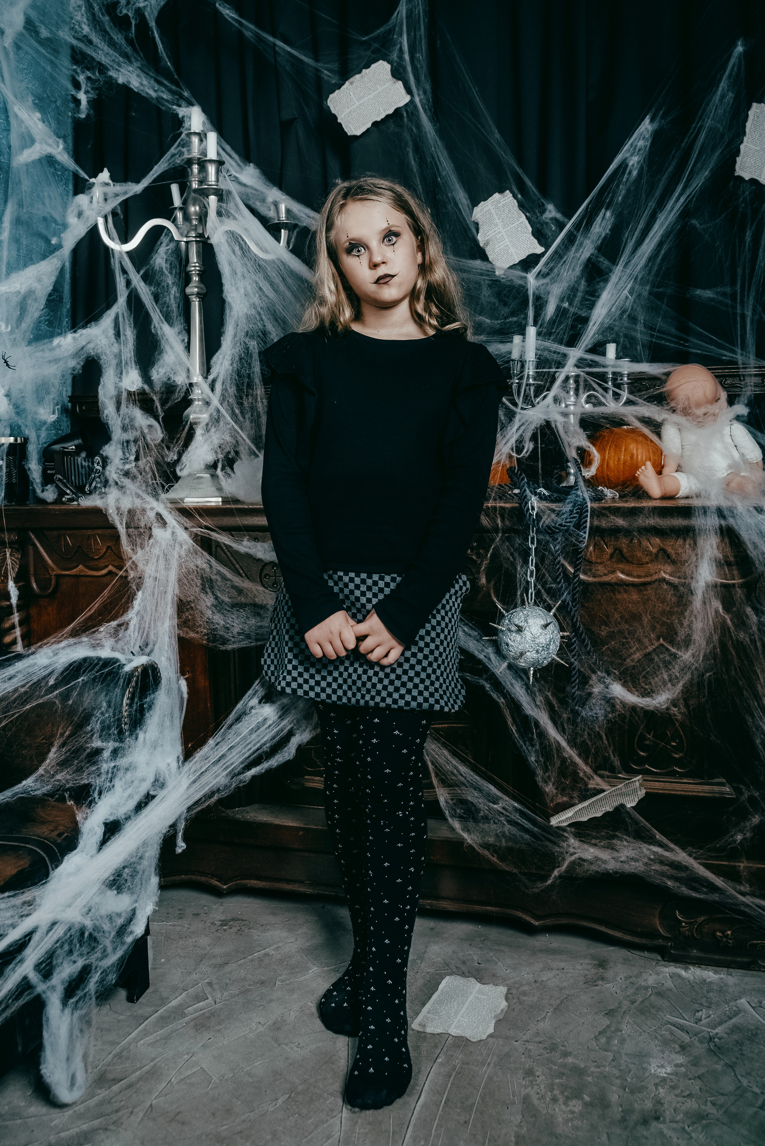 Тематическая студийная фотосессия в стиле Хэллоуин
