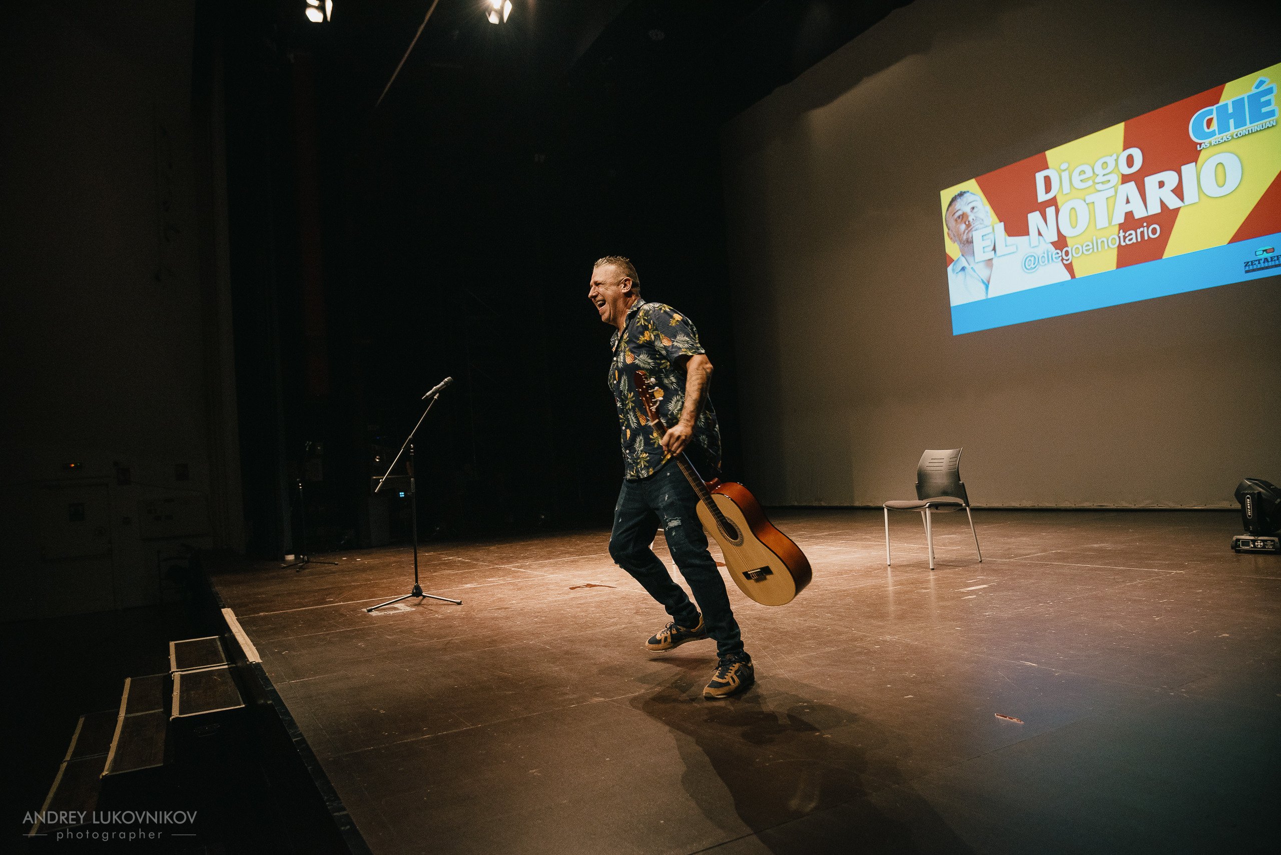 CHE. Фотоотчет с выступления испанских комиков