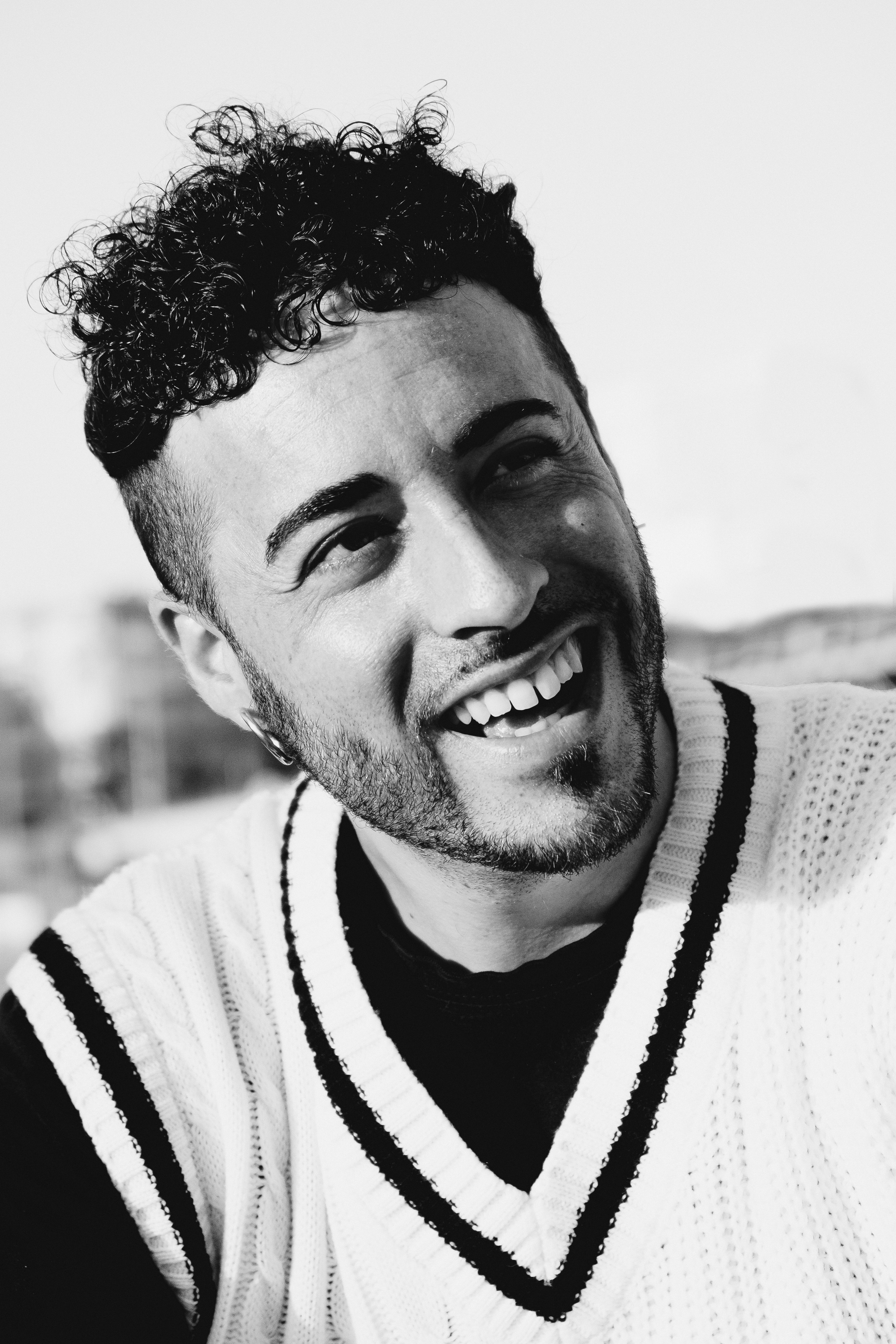 Jonathan Pons. Фотосессия для испанского музыканта