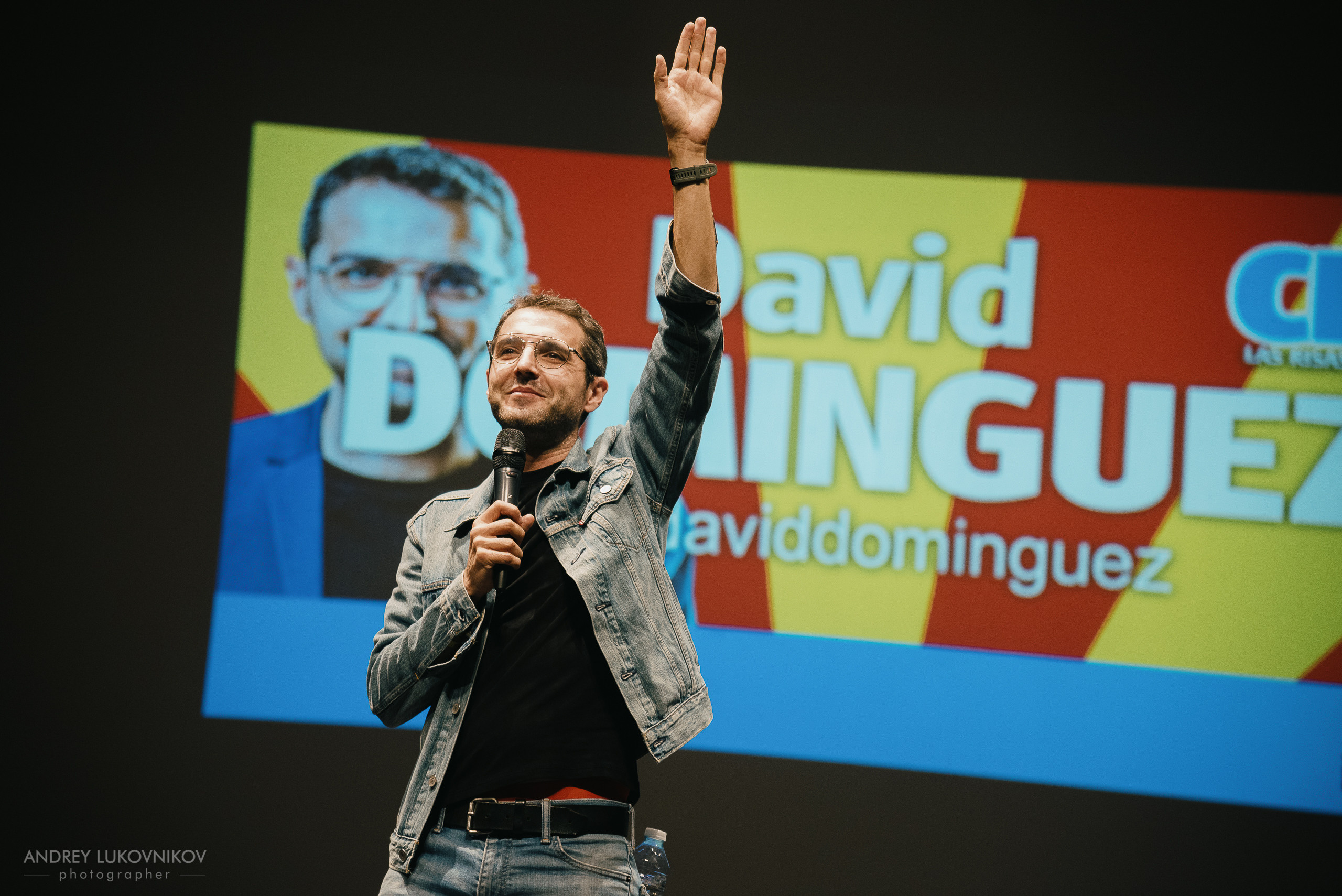 CHE. Фотоотчет с выступления испанских комиков