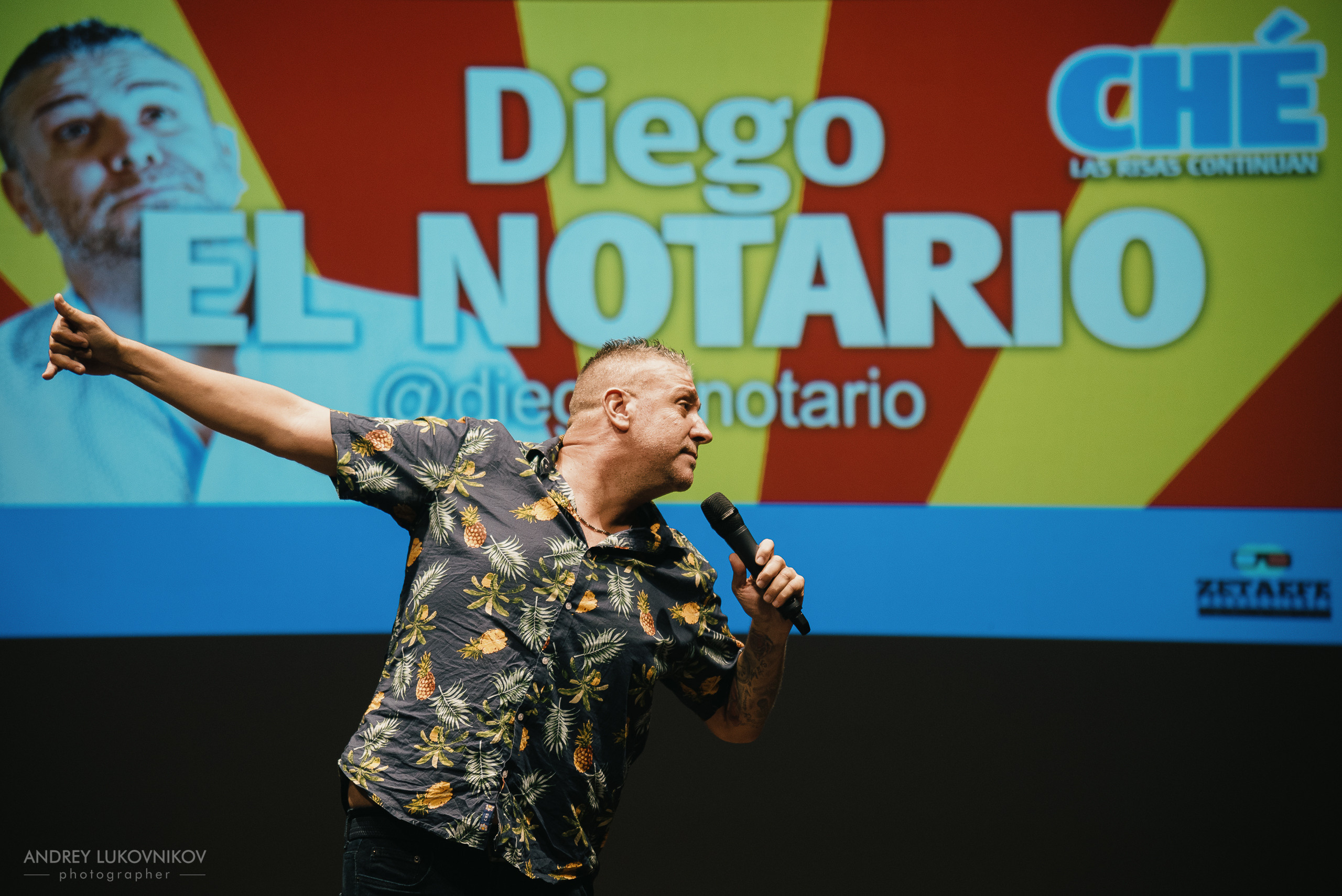 CHE. Фотоотчет с выступления испанских комиков