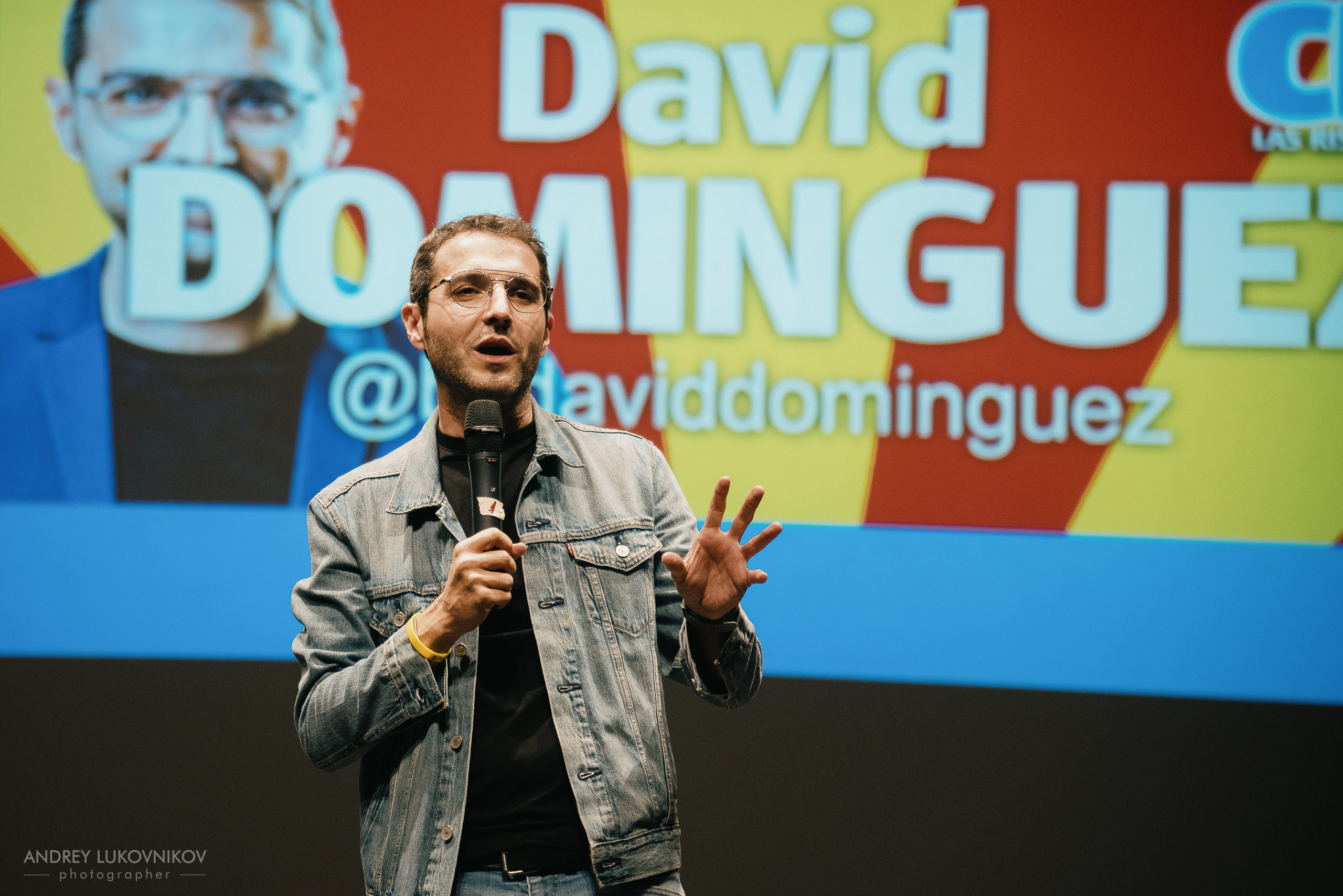 CHE. Фотоотчет с выступления испанских комиков