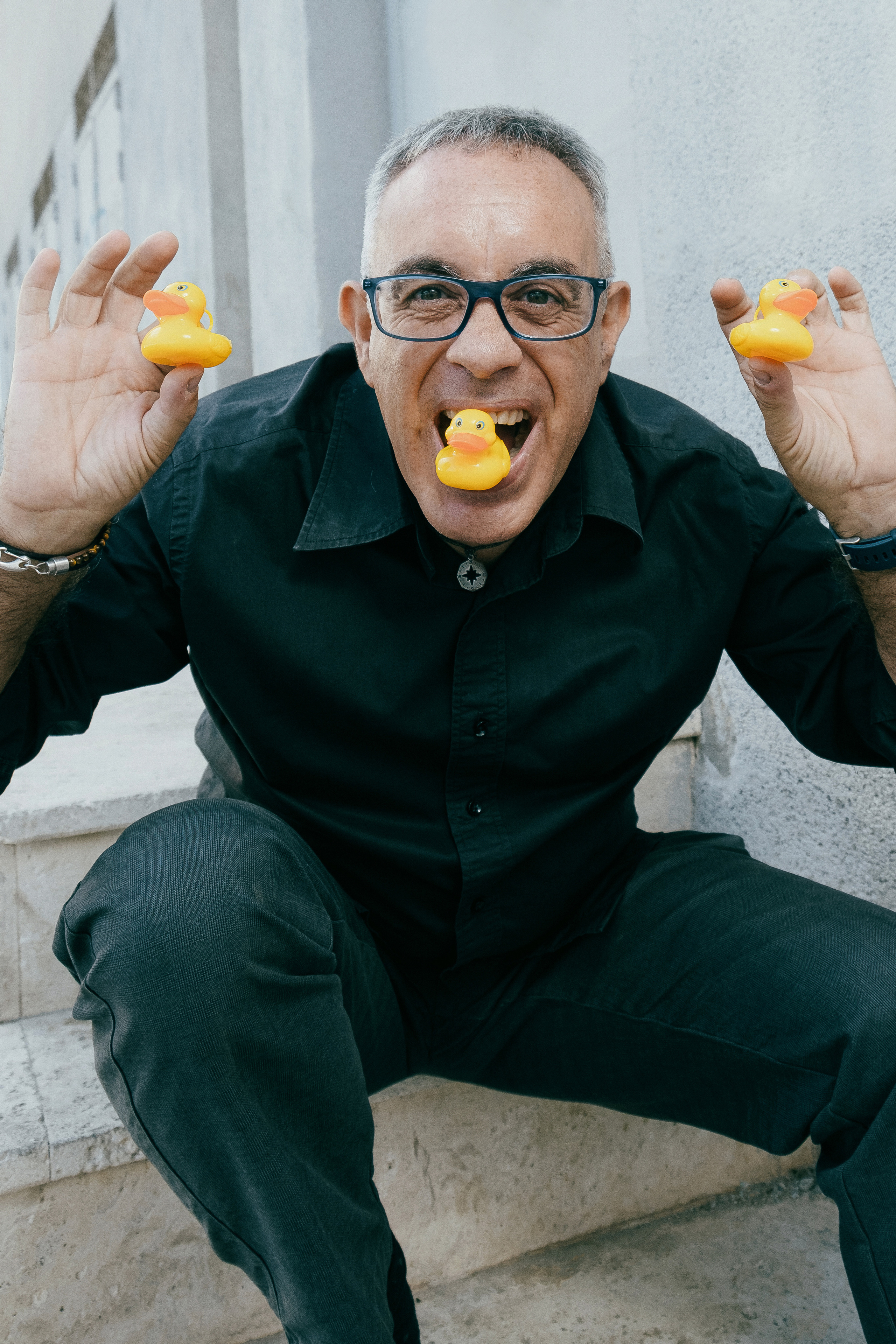 Dani Mares. A fun photo session with ducks for an artist