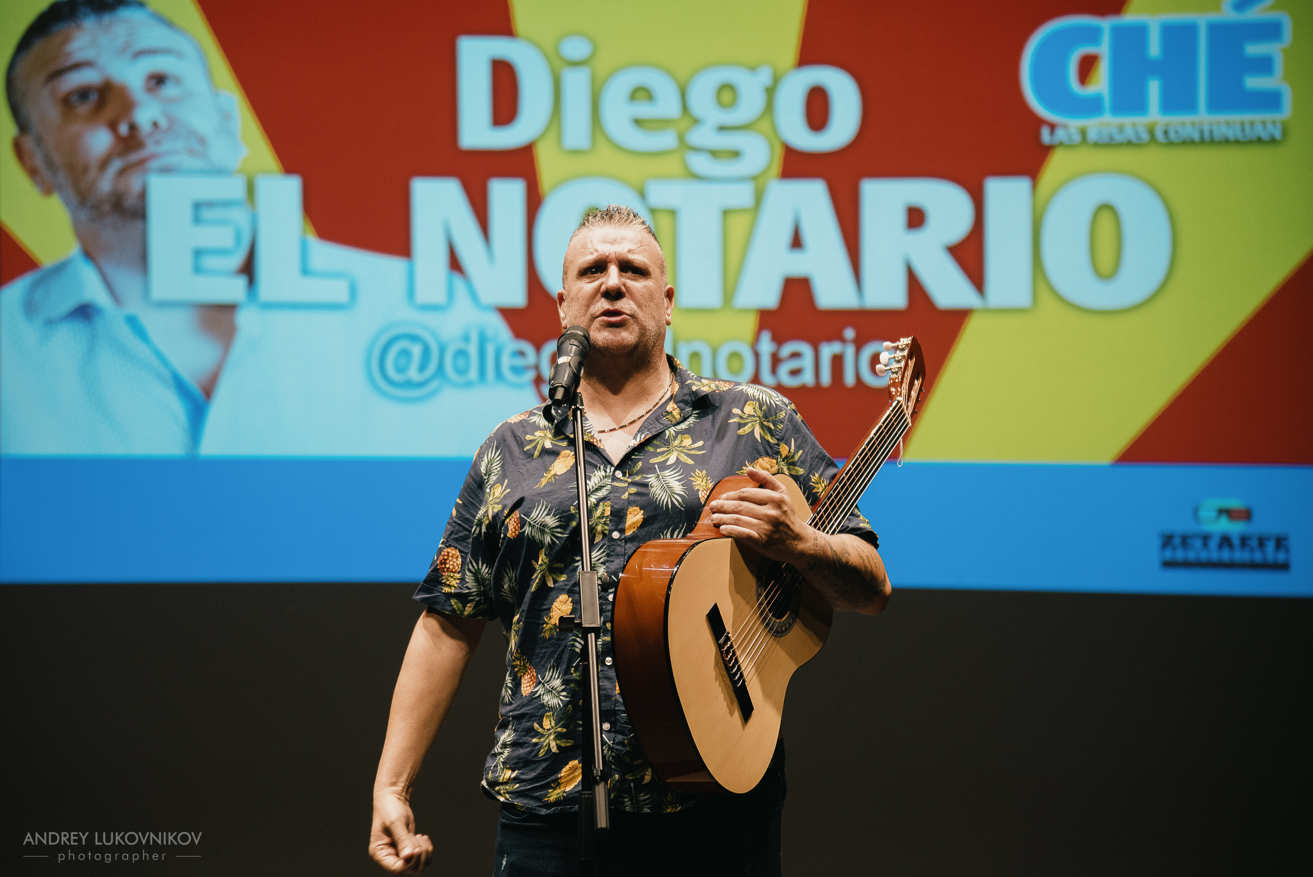 CHE. Фотоотчет с выступления испанских комиков