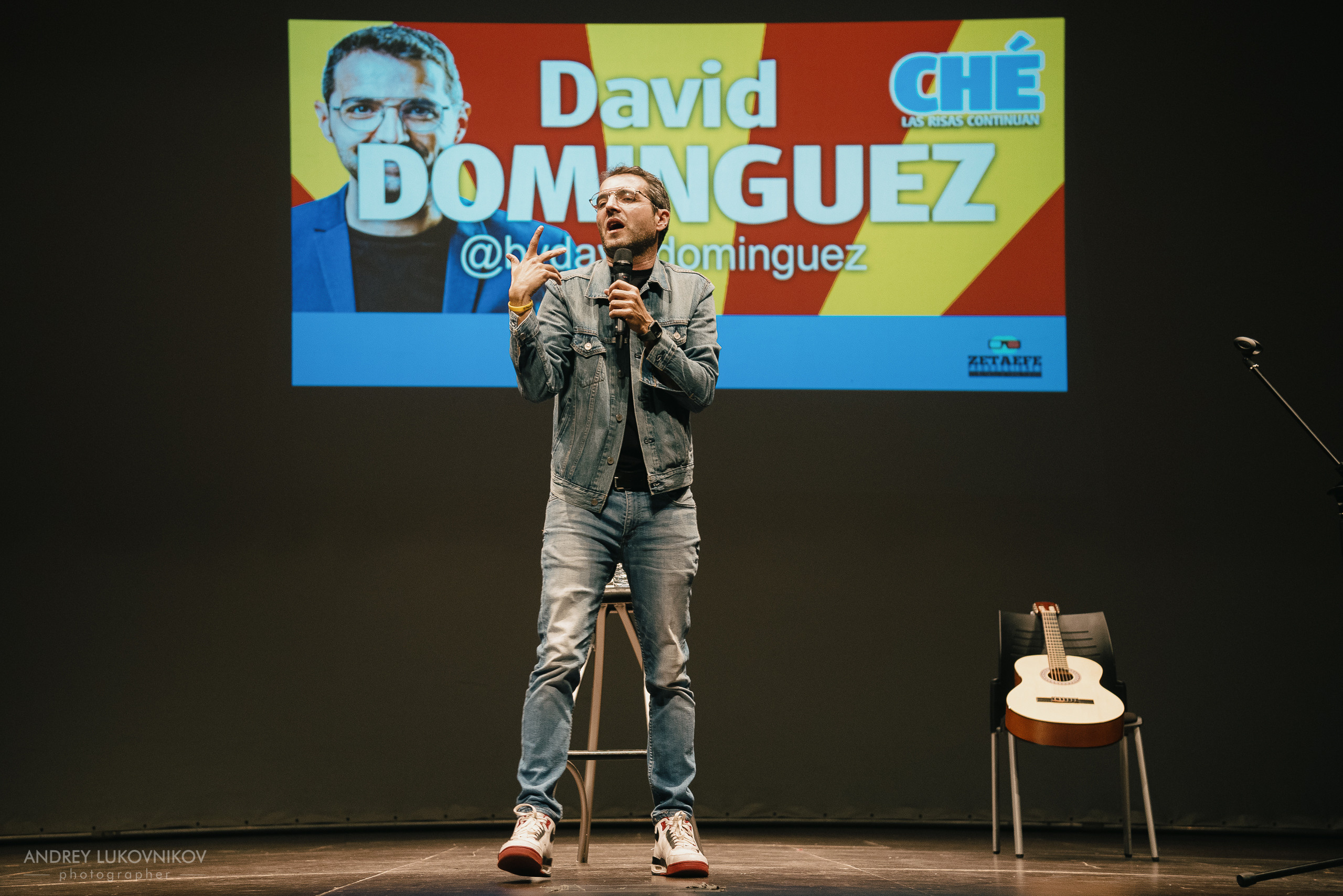 CHE. Фотоотчет с выступления испанских комиков