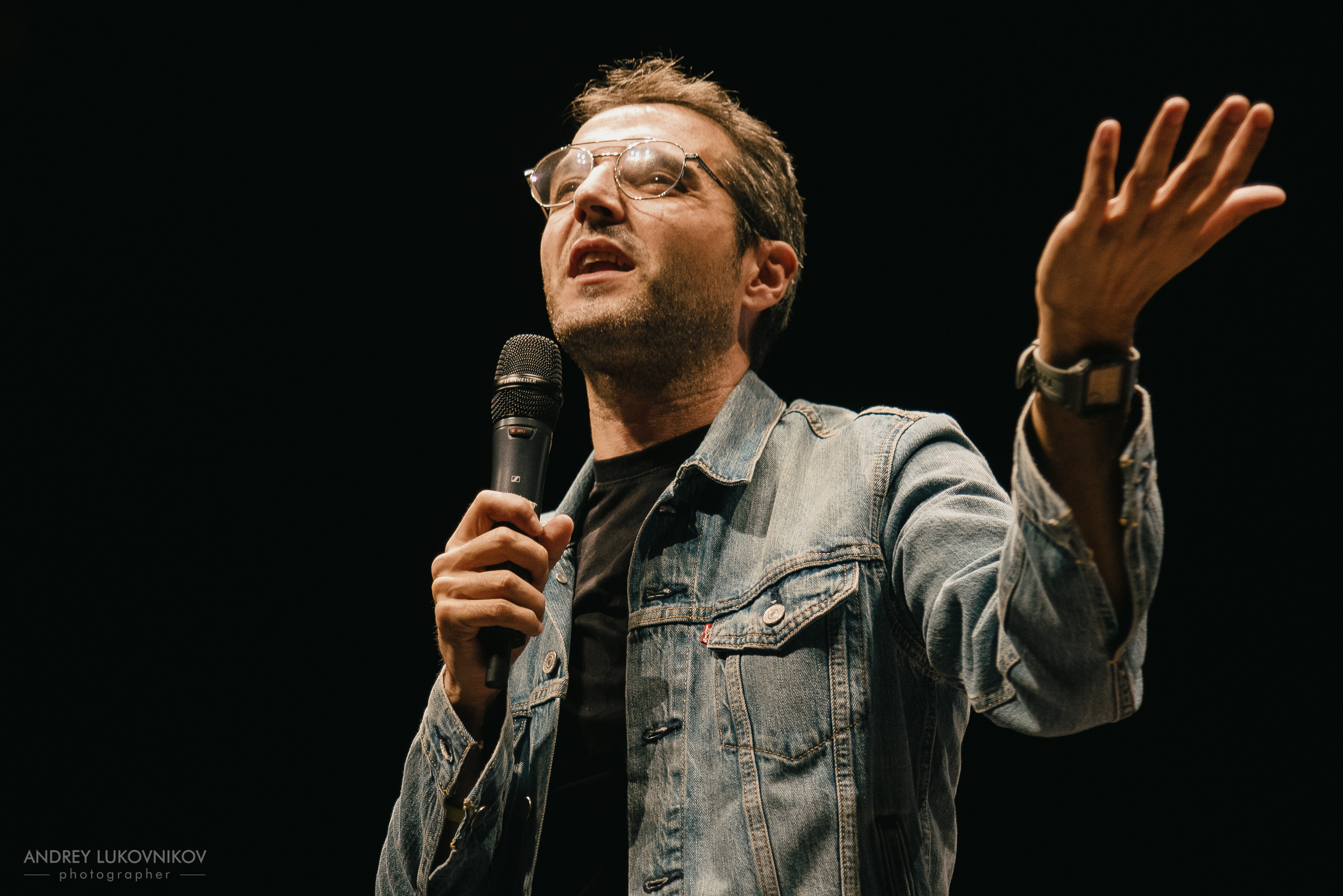 CHE. Фотоотчет с выступления испанских комиков