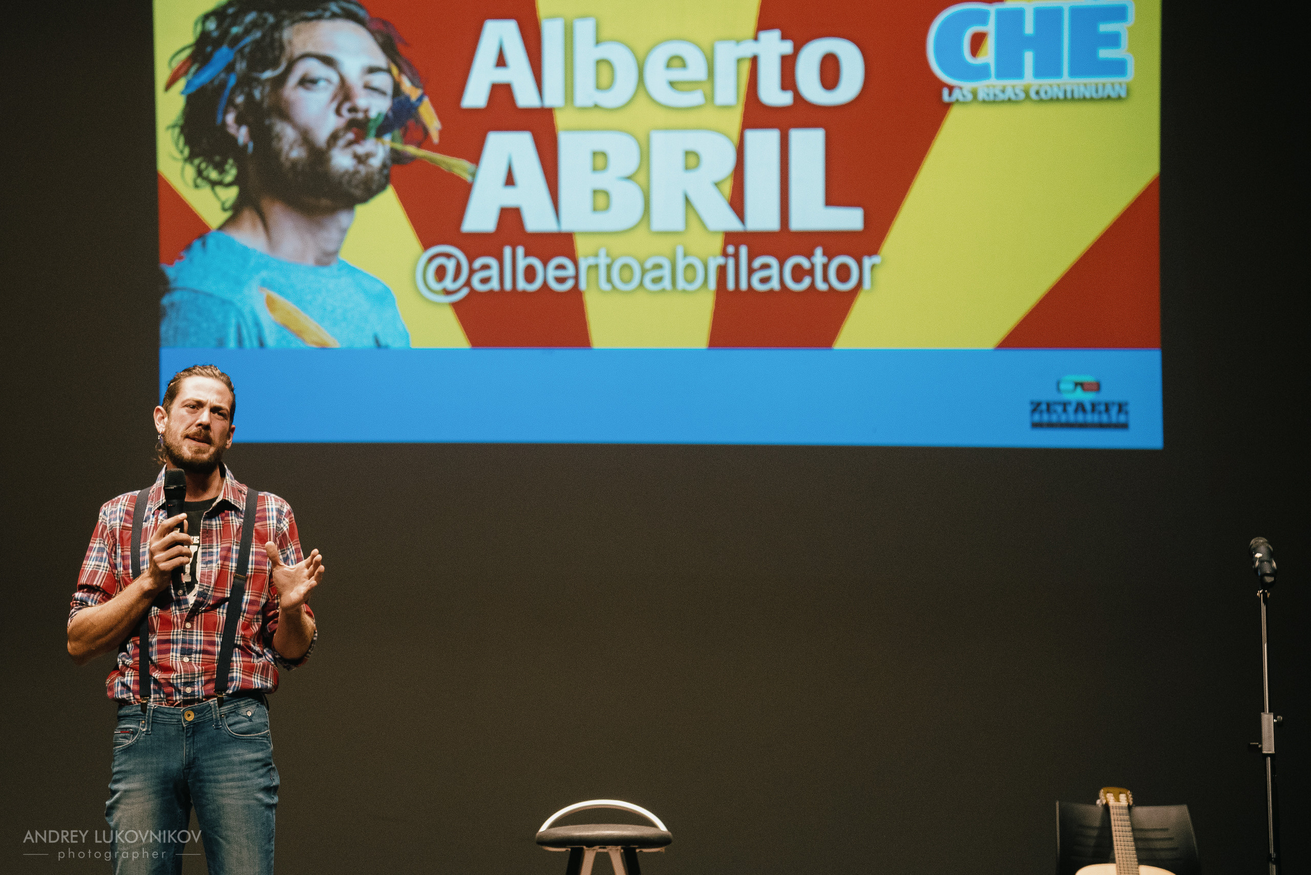 CHE. Фотоотчет с выступления испанских комиков