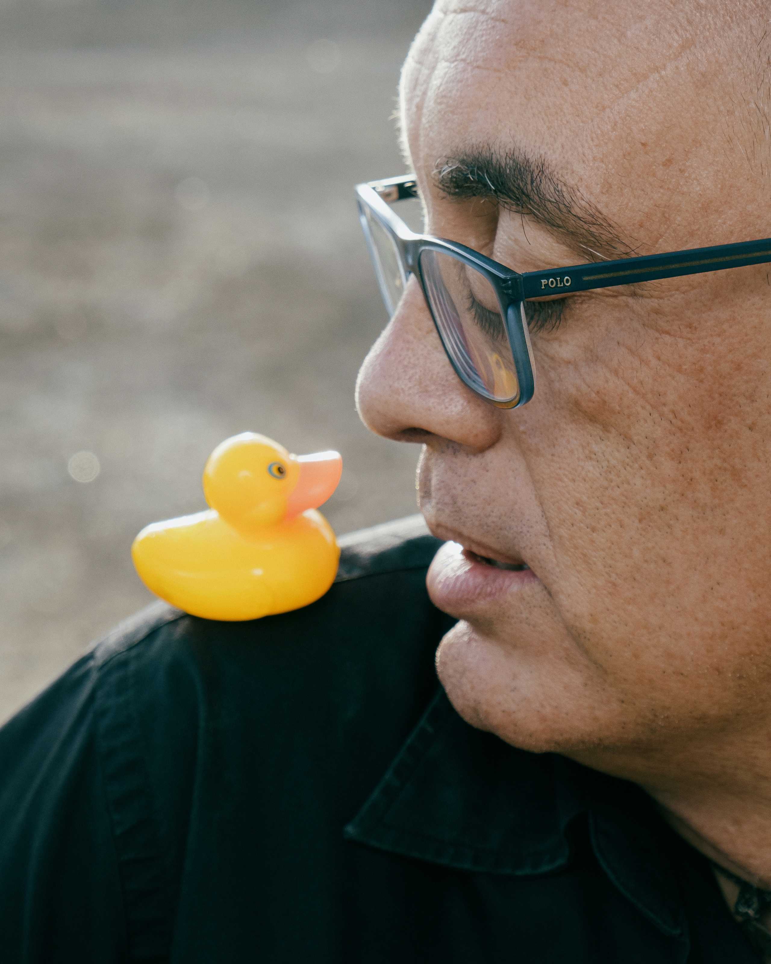 Dani Mares. A fun photo session with ducks for an artist