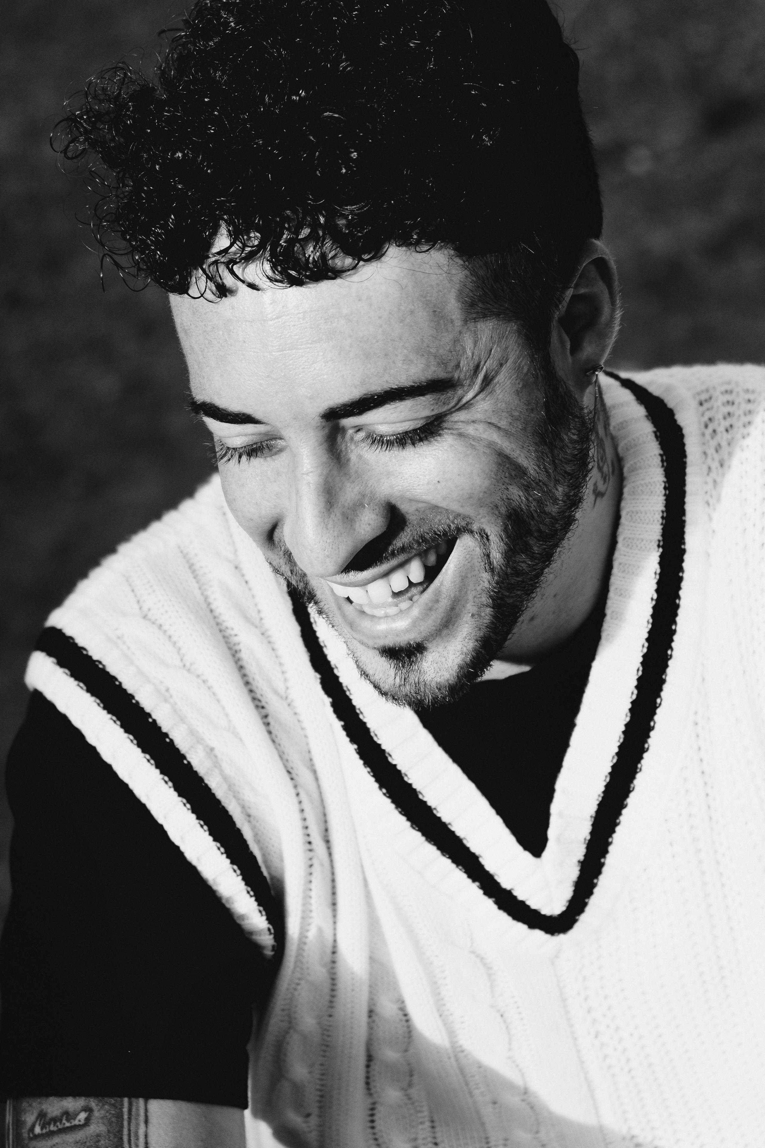 Jonathan Pons. Фотосессия для испанского музыканта