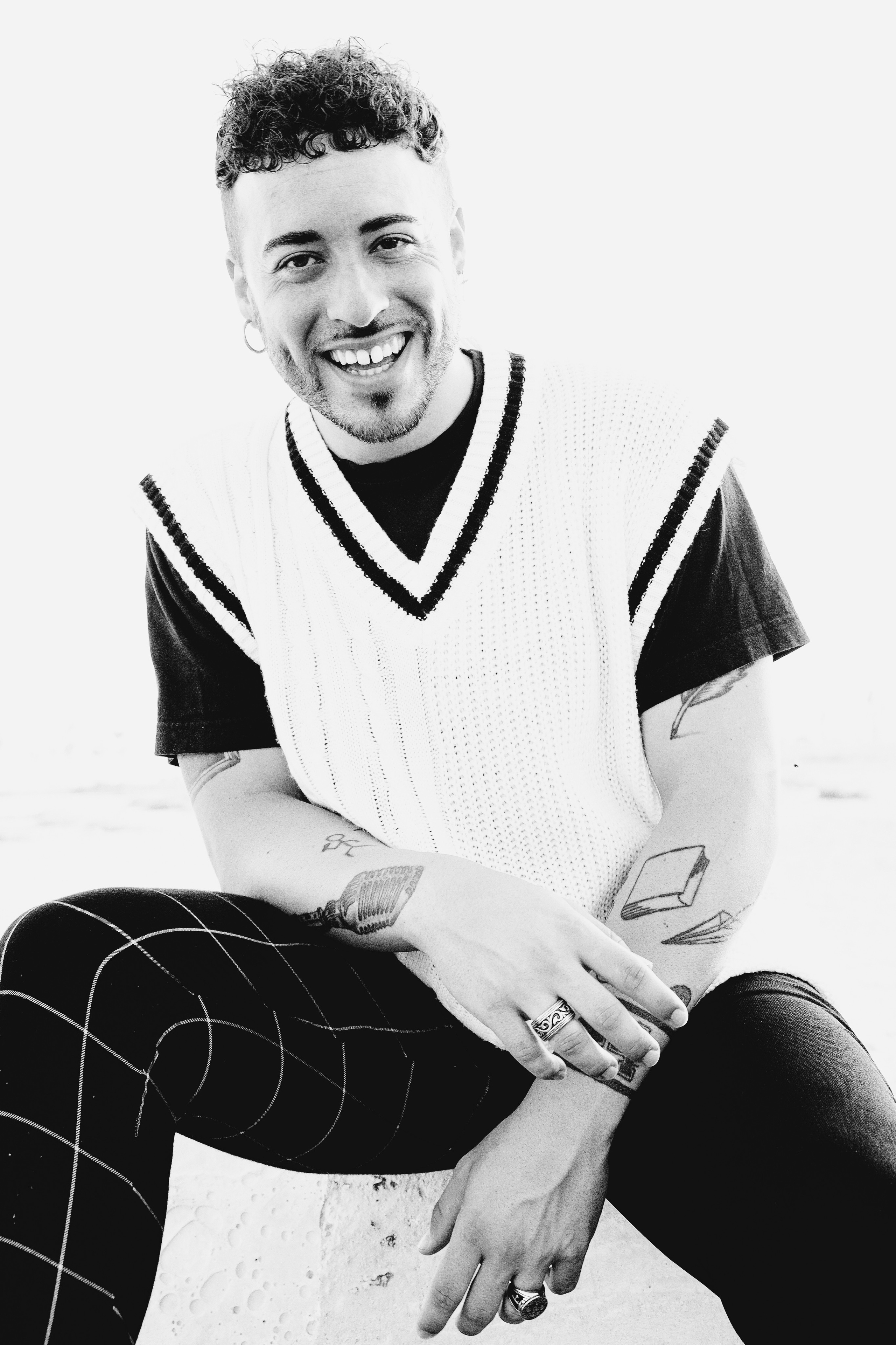 Jonathan Pons. Фотосессия для испанского музыканта