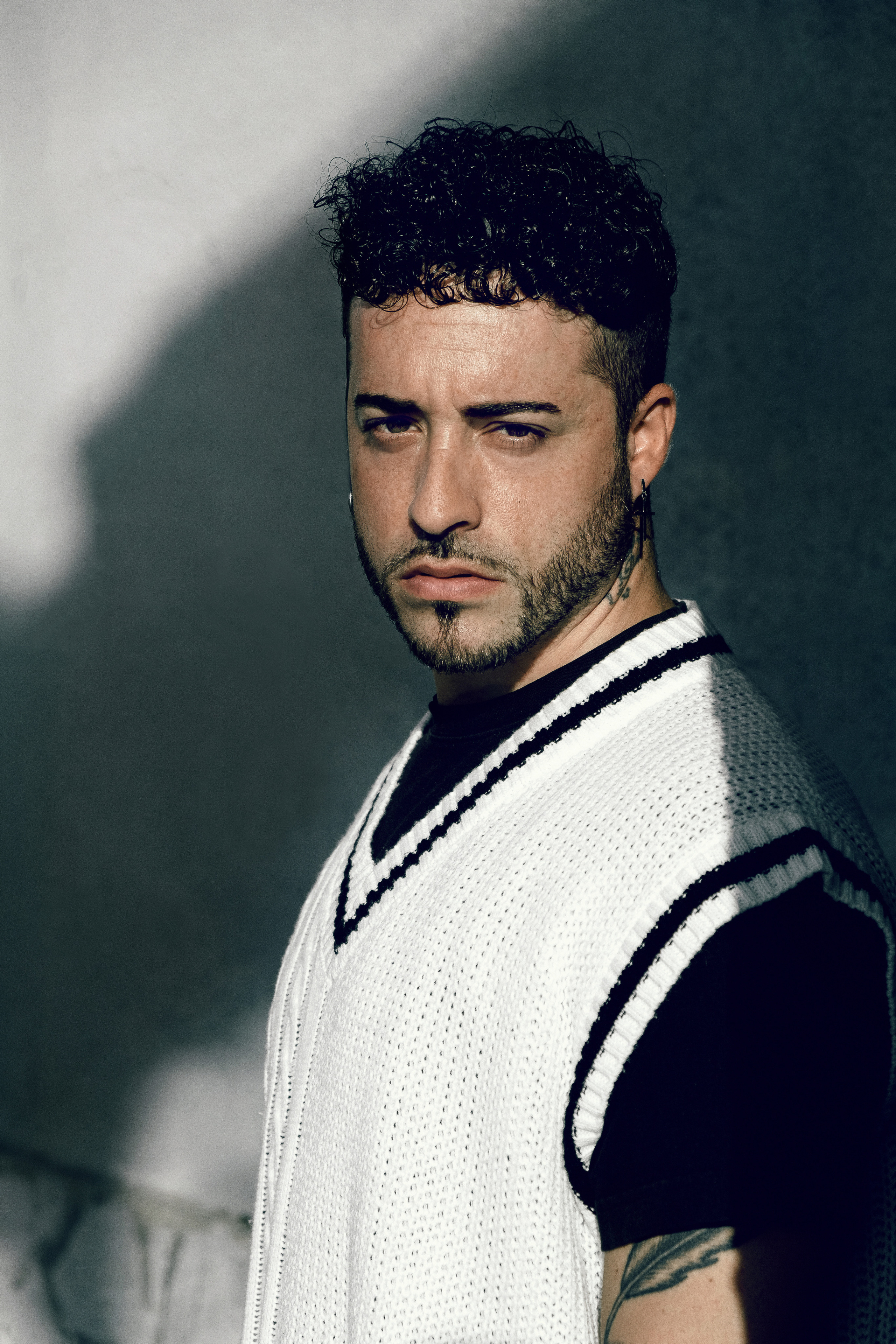 Jonathan Pons. Фотосессия для испанского музыканта