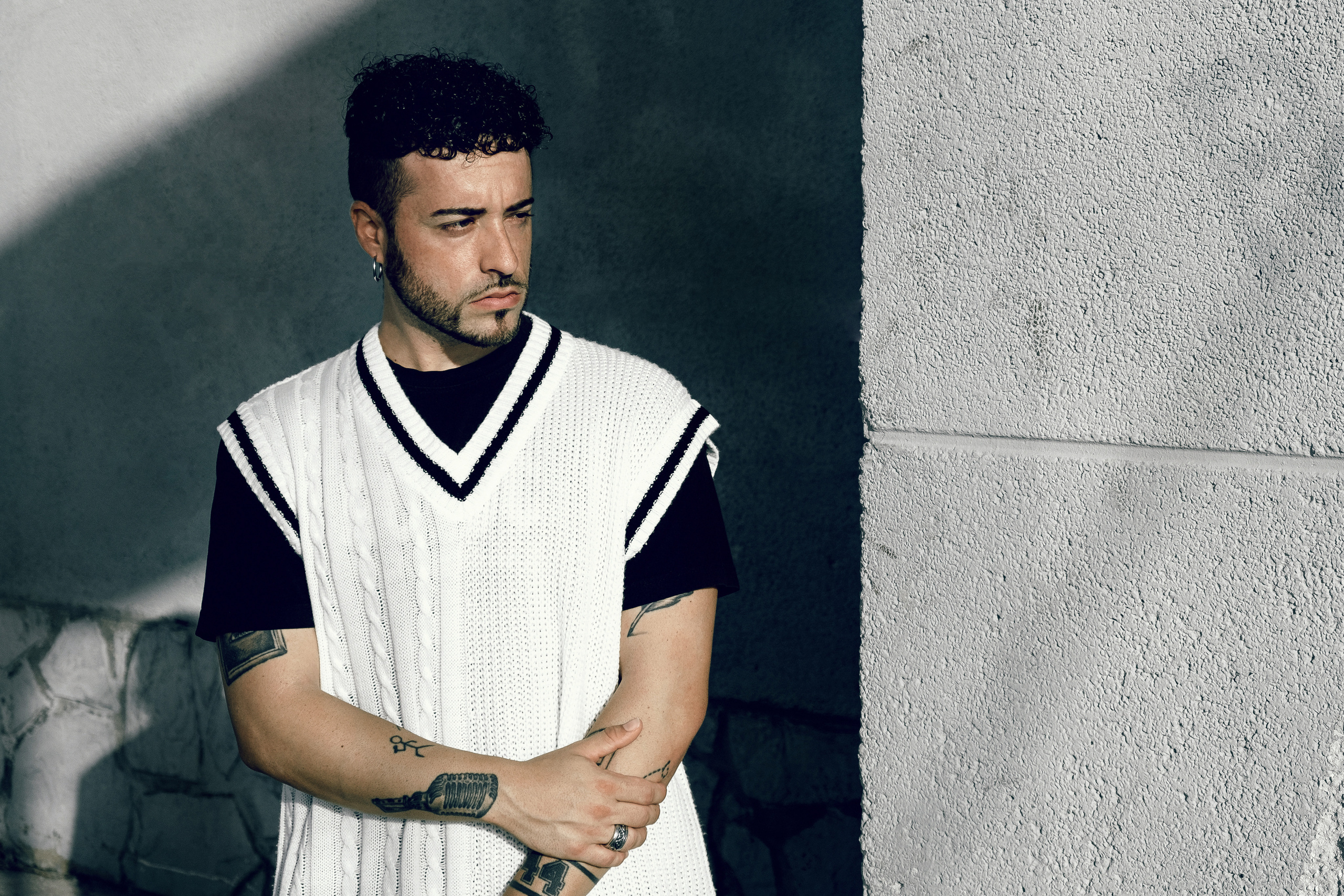 Jonathan Pons. Фотосессия для испанского музыканта