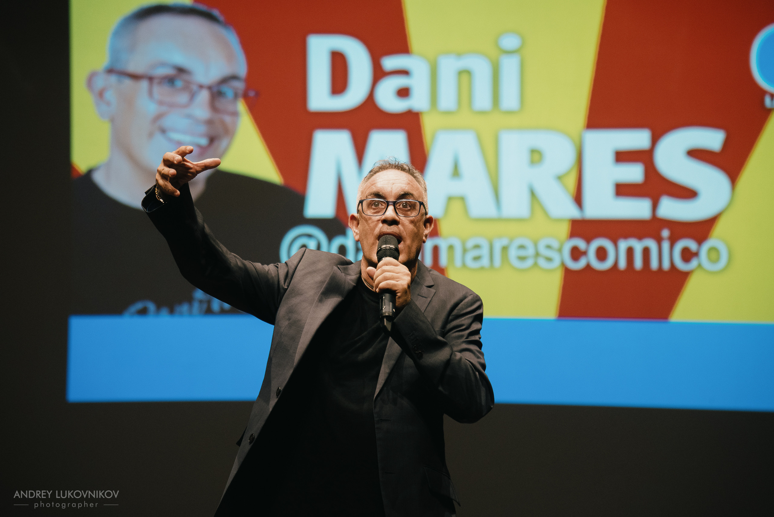 CHE. Фотоотчет с выступления испанских комиков