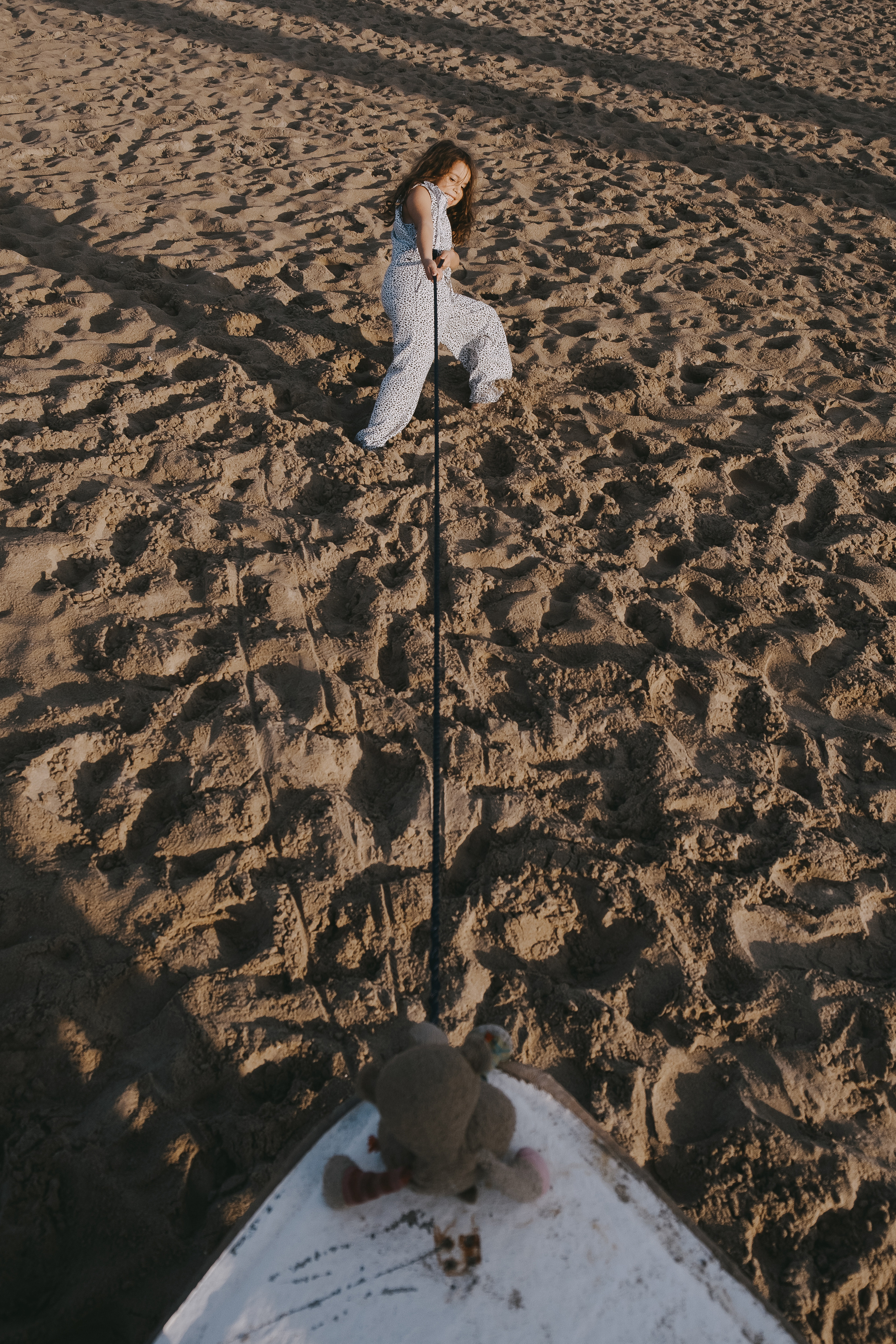 Fun family photo session on the beach