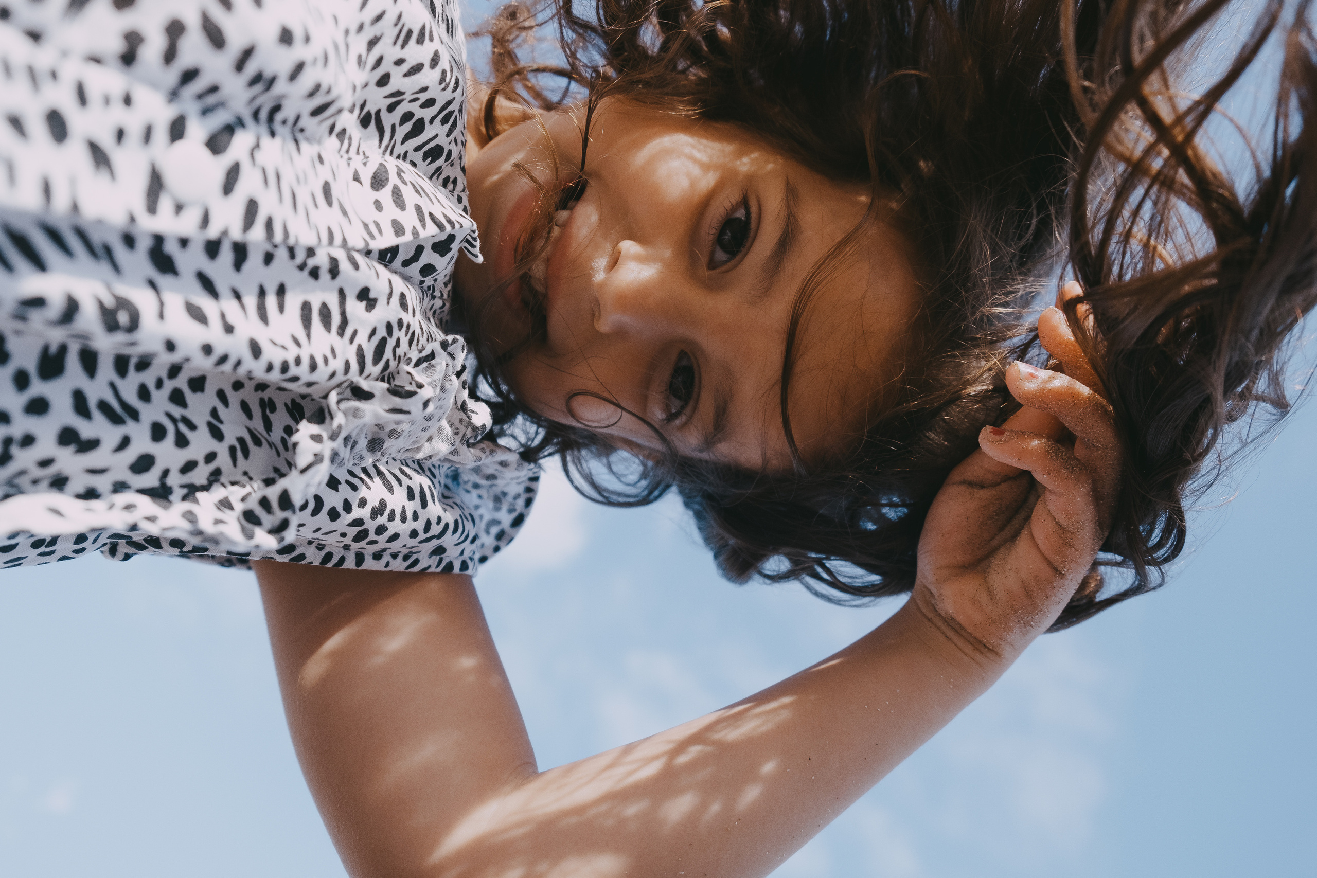 Fun family photo session on the beach