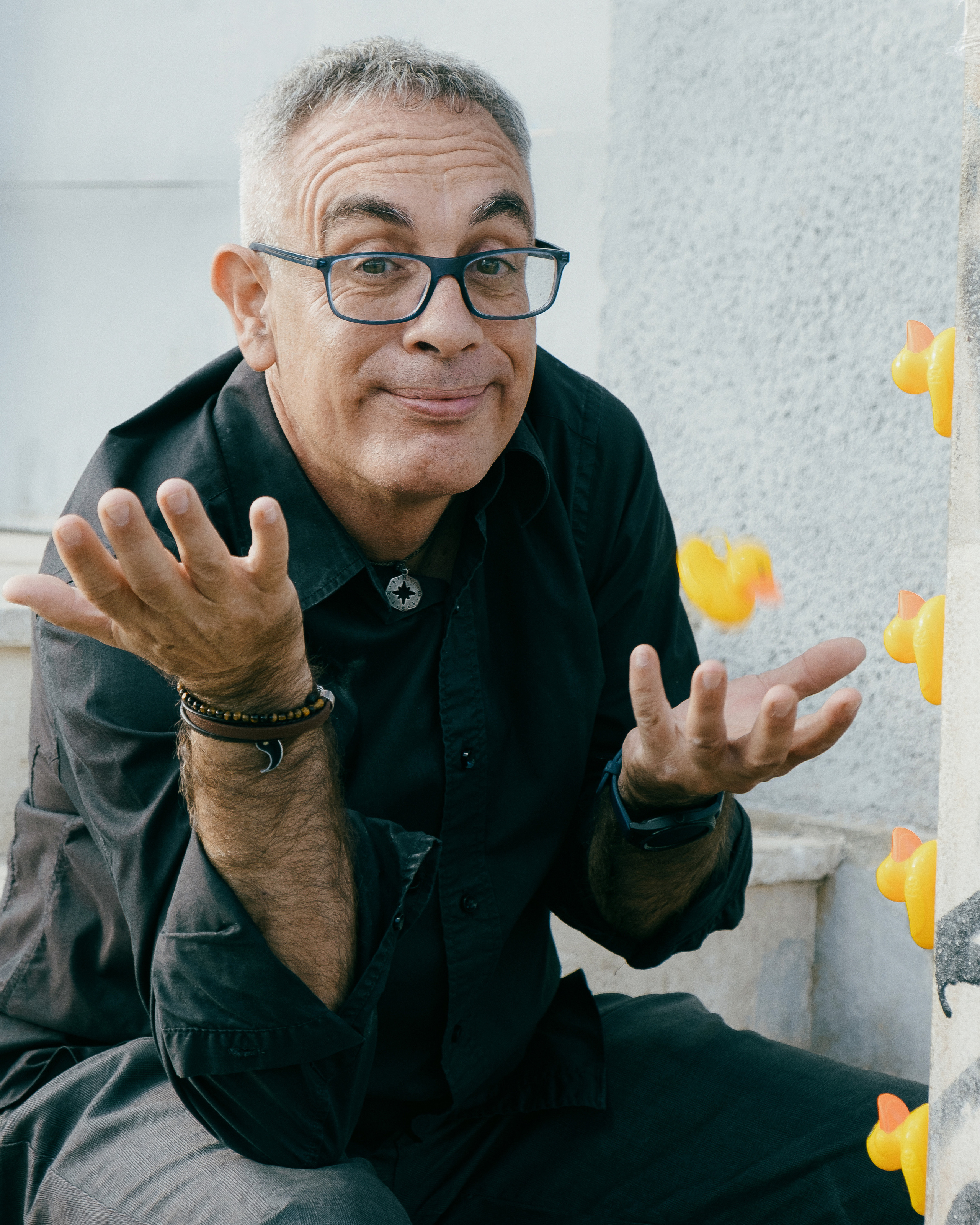 Dani Mares. A fun photo session with ducks for an artist