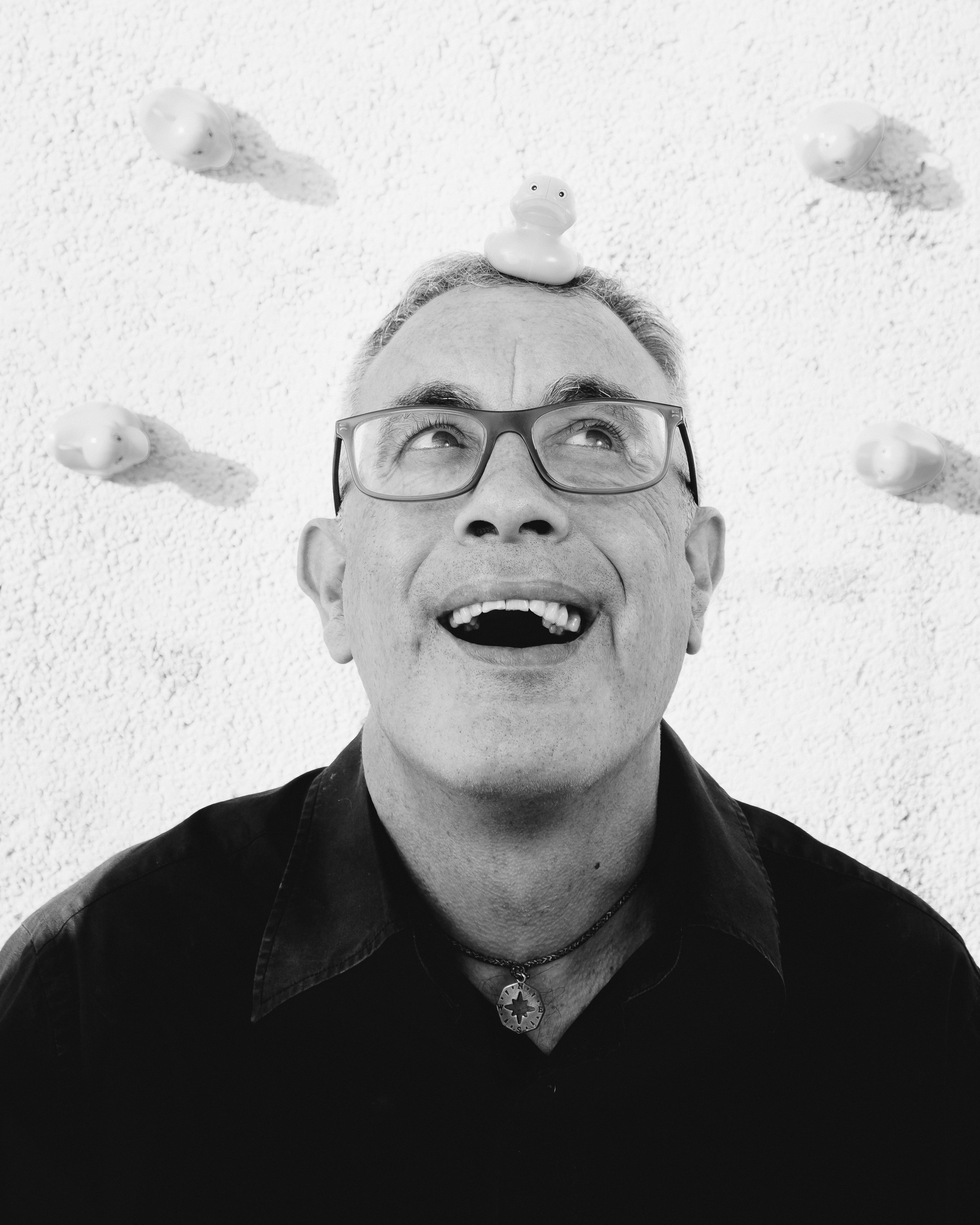 Dani Mares. A fun photo session with ducks for an artist