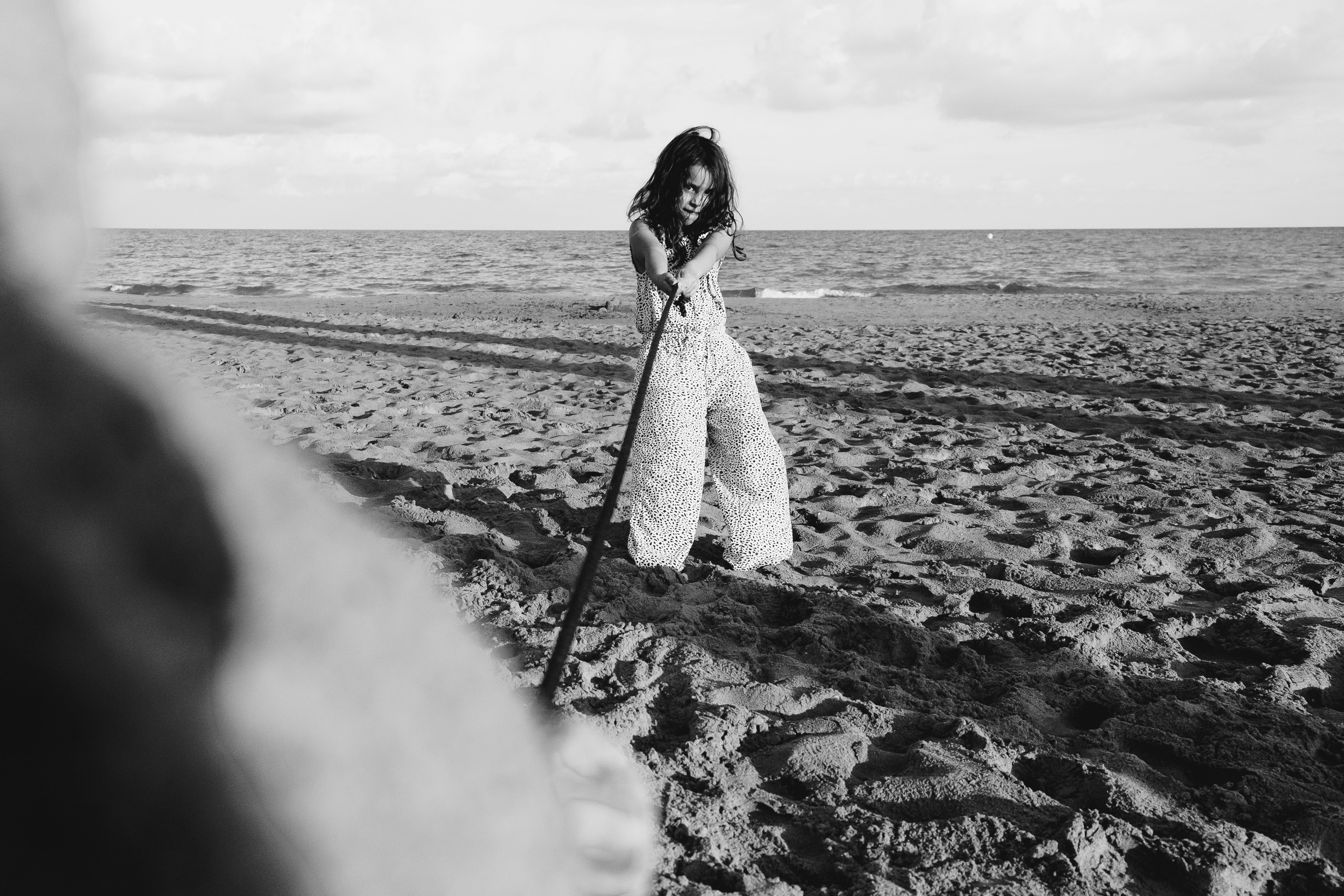 Fun family photo session on the beach