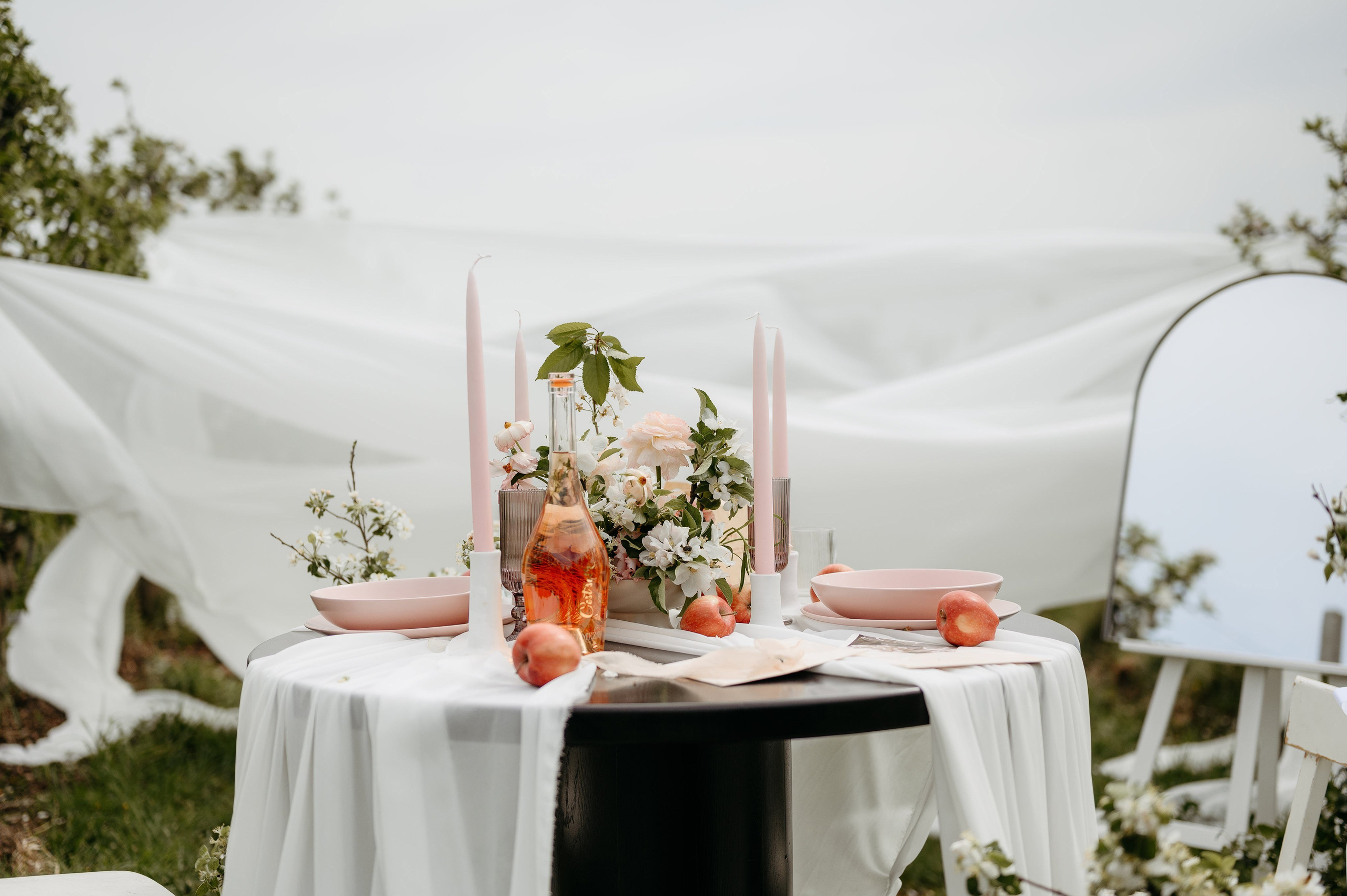 Styled shoot cu Emilian si Silvia. Valentin Melen - fotograf de nunta 🤍