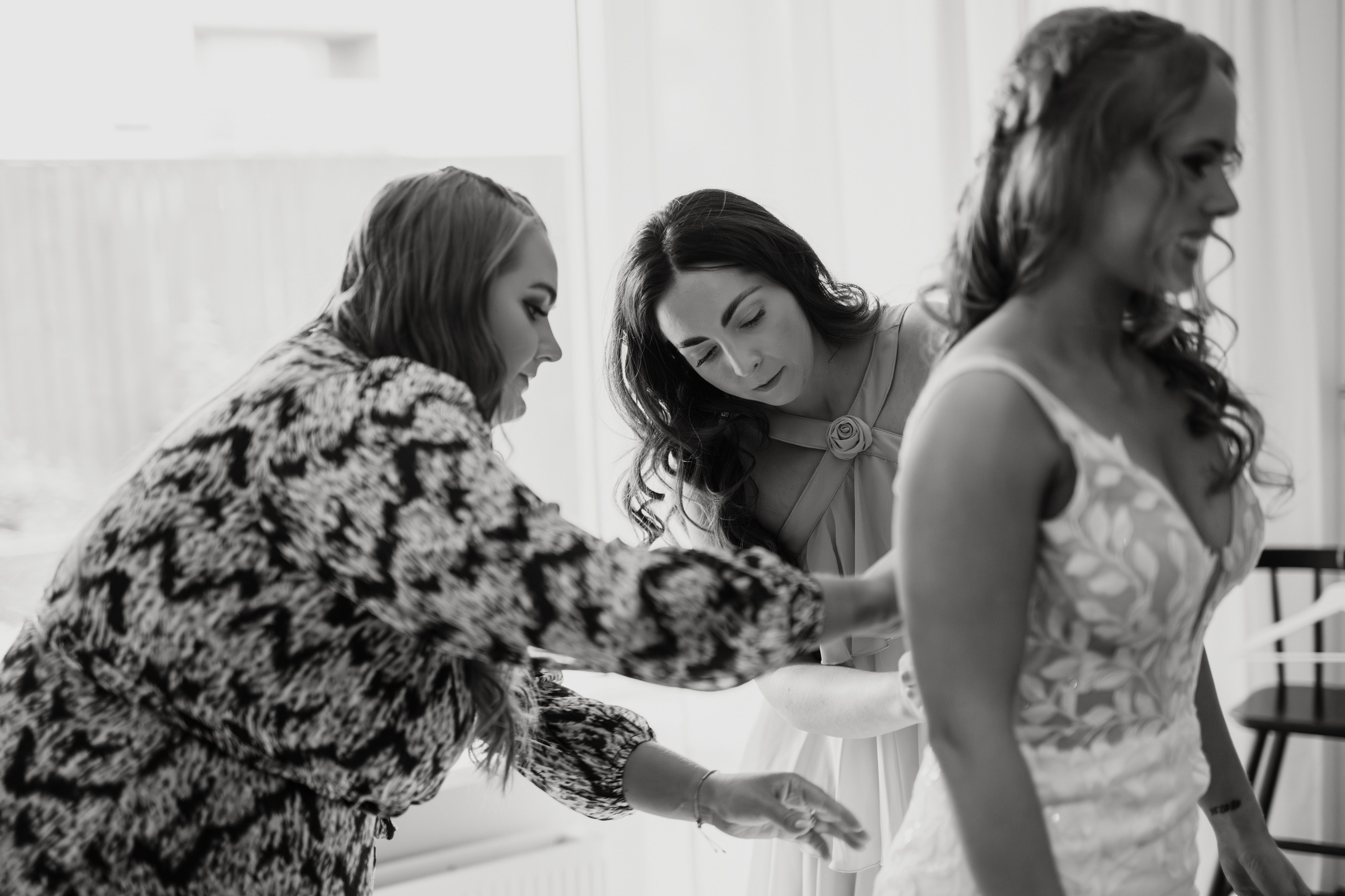 Maria and Matt. Michalina Dzianach Wedding Photographer Iceland